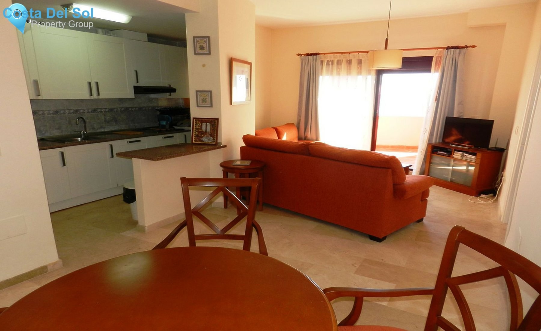 Middle Floor Apartment in La Duquesa-1441123