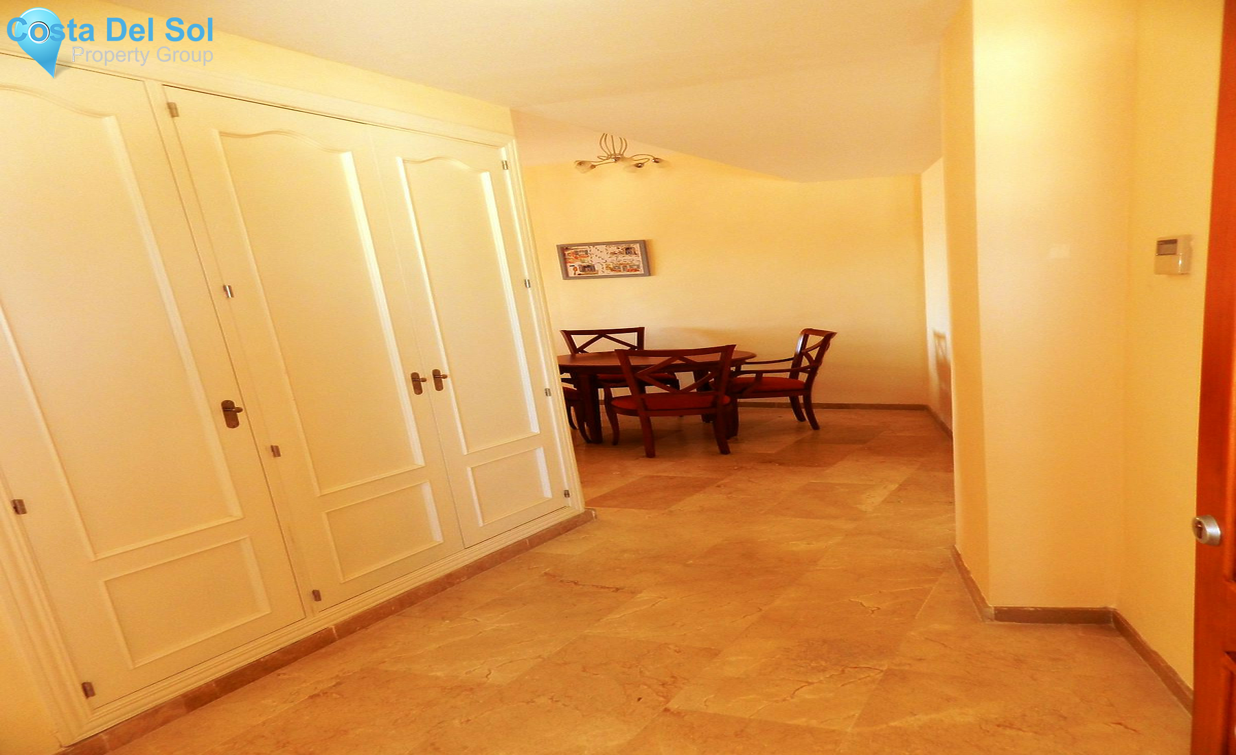 Middle Floor Apartment in La Duquesa-1441132