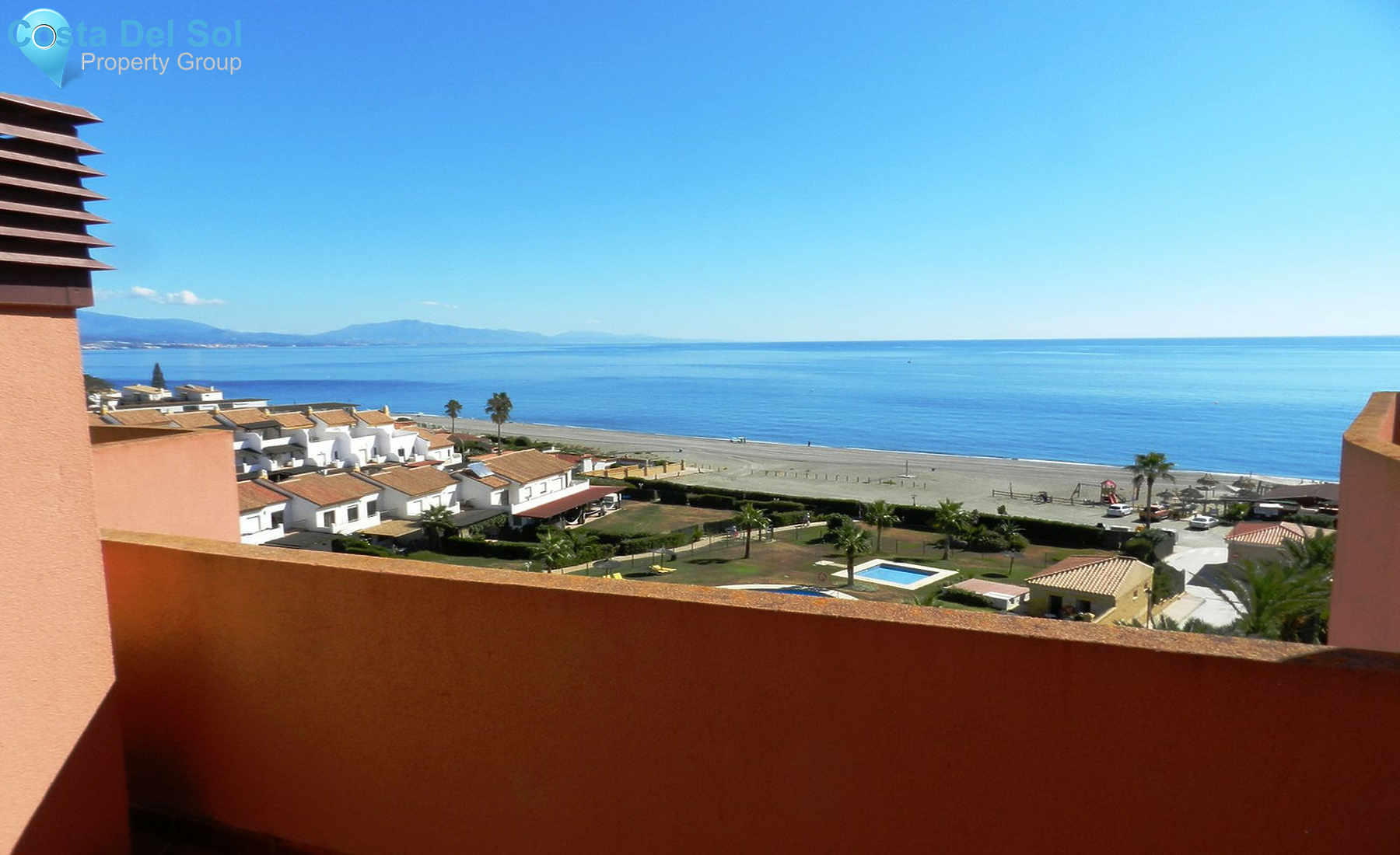 Middle Floor Apartment in La Duquesa-1441117