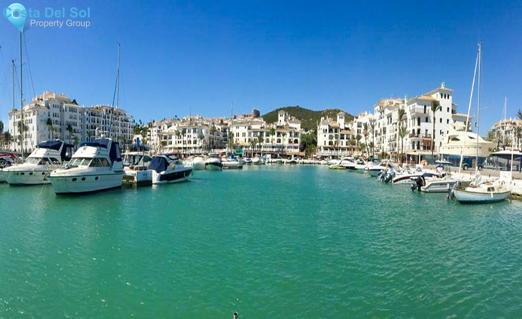 Middle Floor Apartment in La Duquesa-1457222