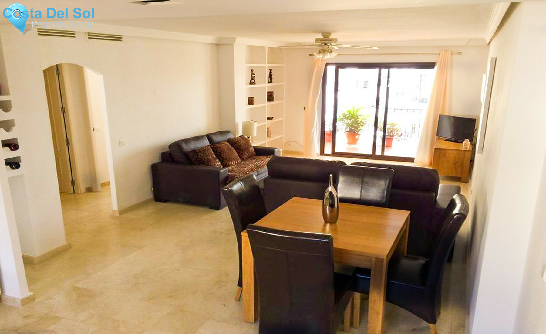 Middle Floor Apartment in La Duquesa-1457214