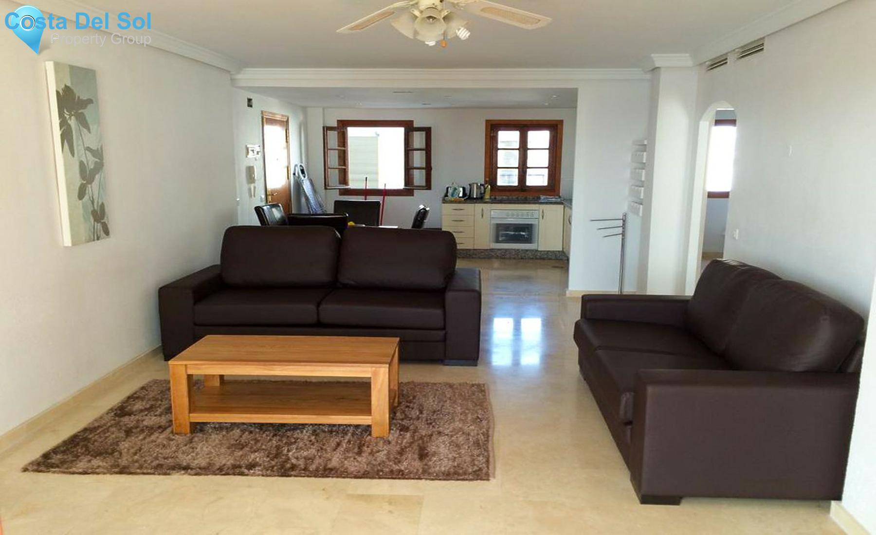 Middle Floor Apartment in La Duquesa-1457217