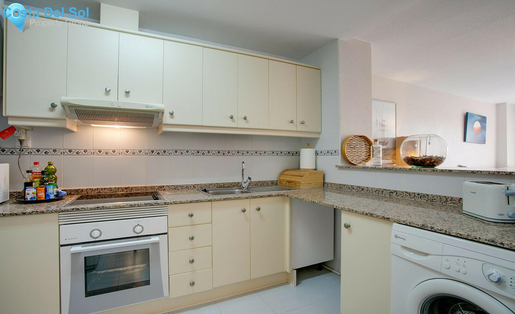 Middle Floor Apartment in La Duquesa-1458664