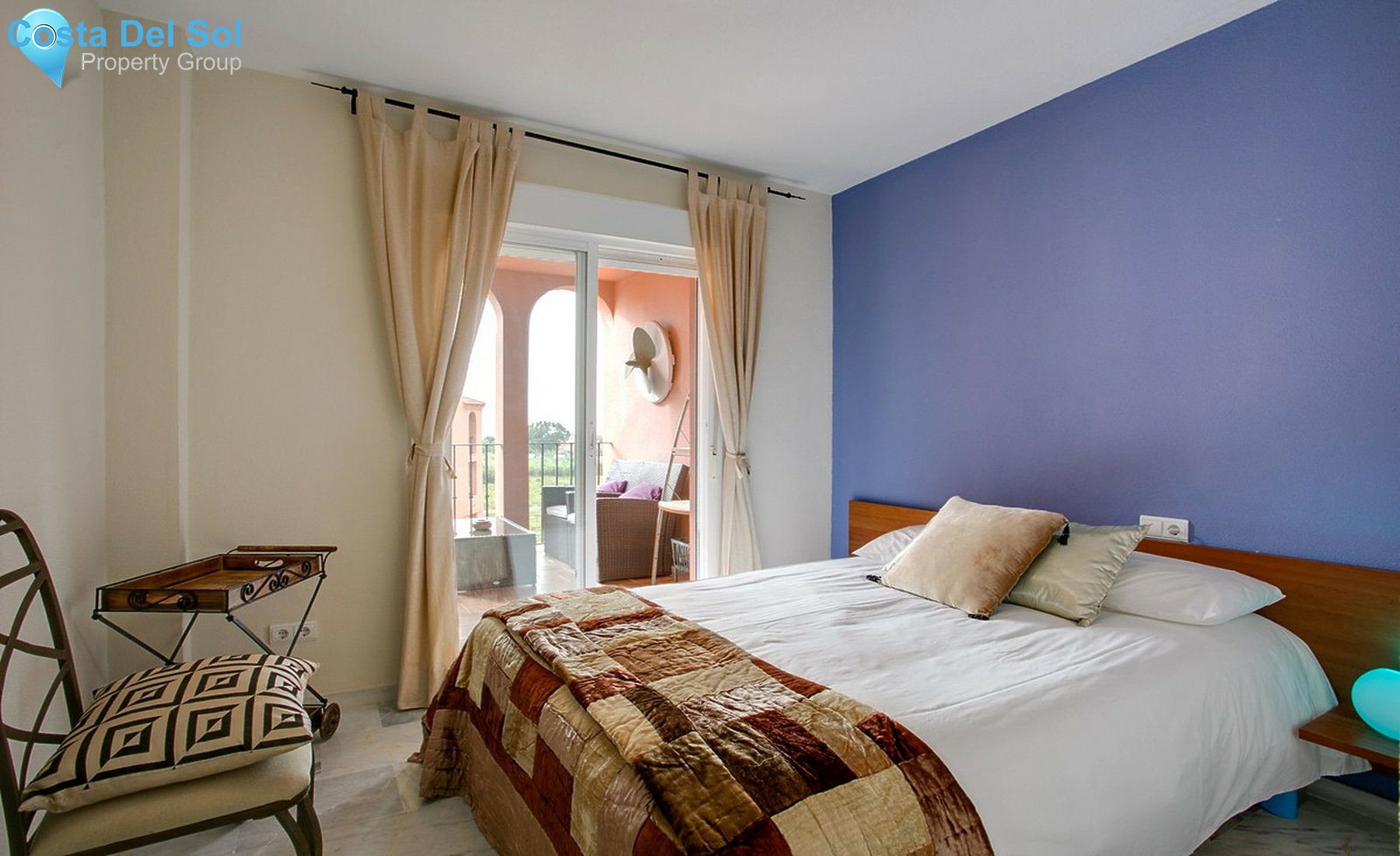 Middle Floor Apartment in La Duquesa-1458667