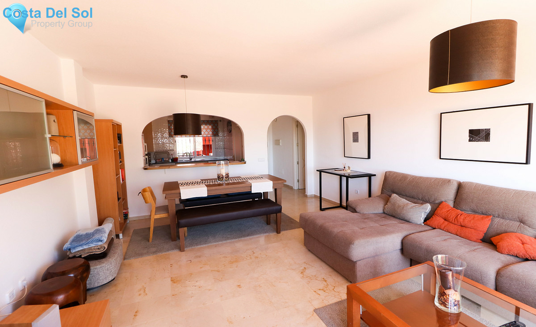 Middle Floor Apartment in La Duquesa-1458691