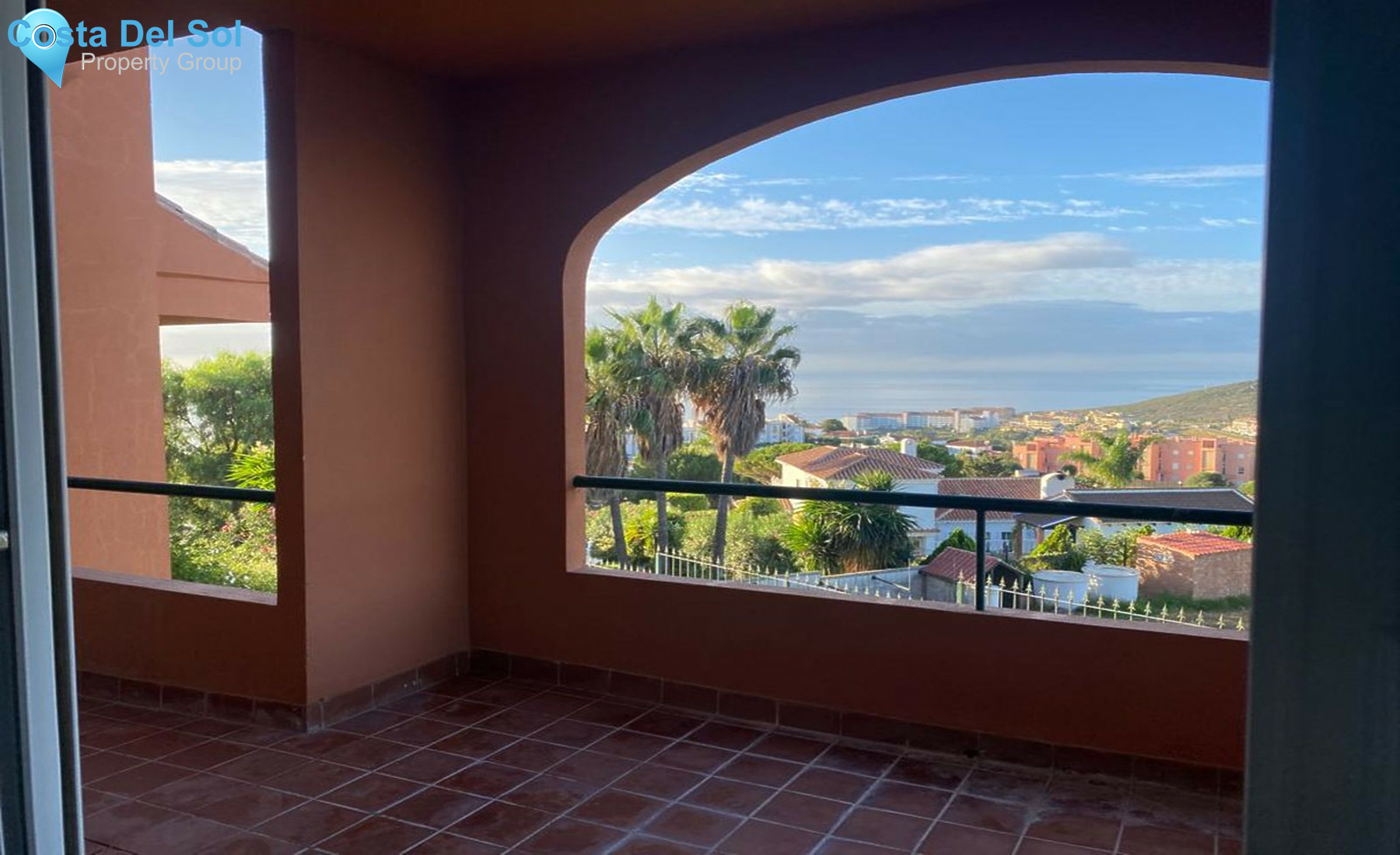 Middle Floor Apartment in La Duquesa