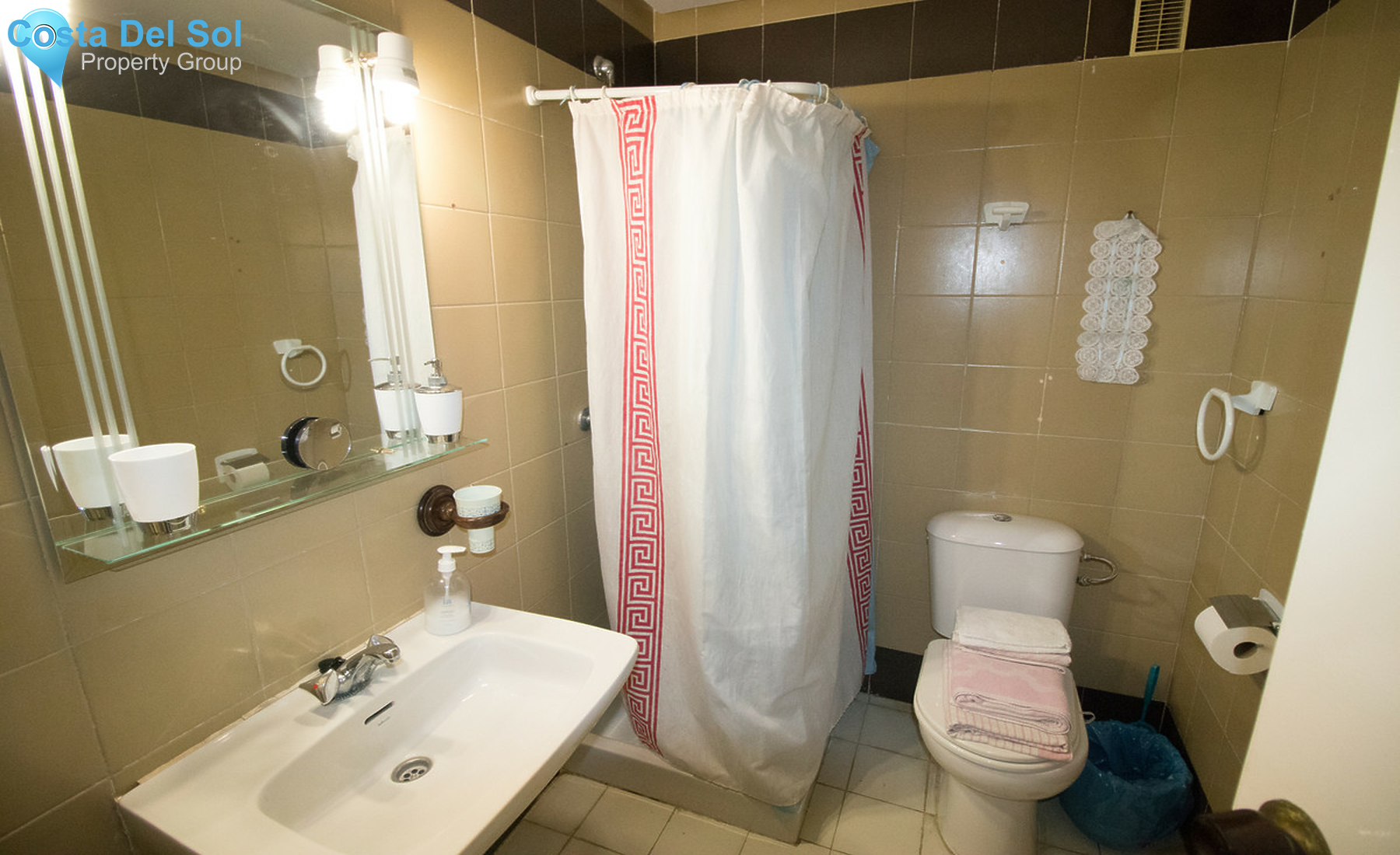 Middle Floor Apartment in La Duquesa-1529055