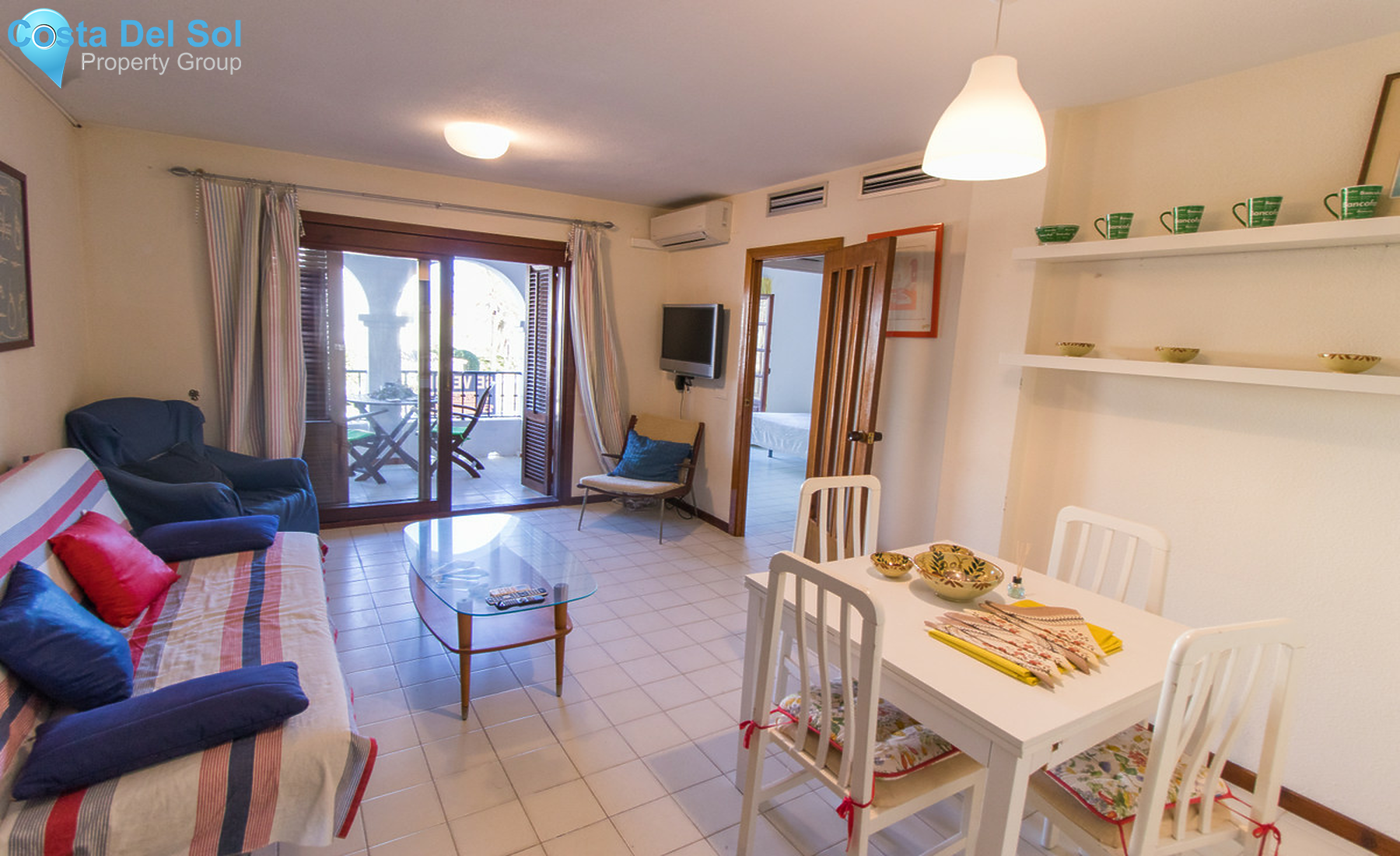 Middle Floor Apartment in La Duquesa-1529060