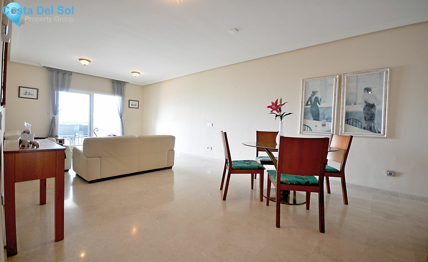 Middle Floor Apartment in La Duquesa-1136363