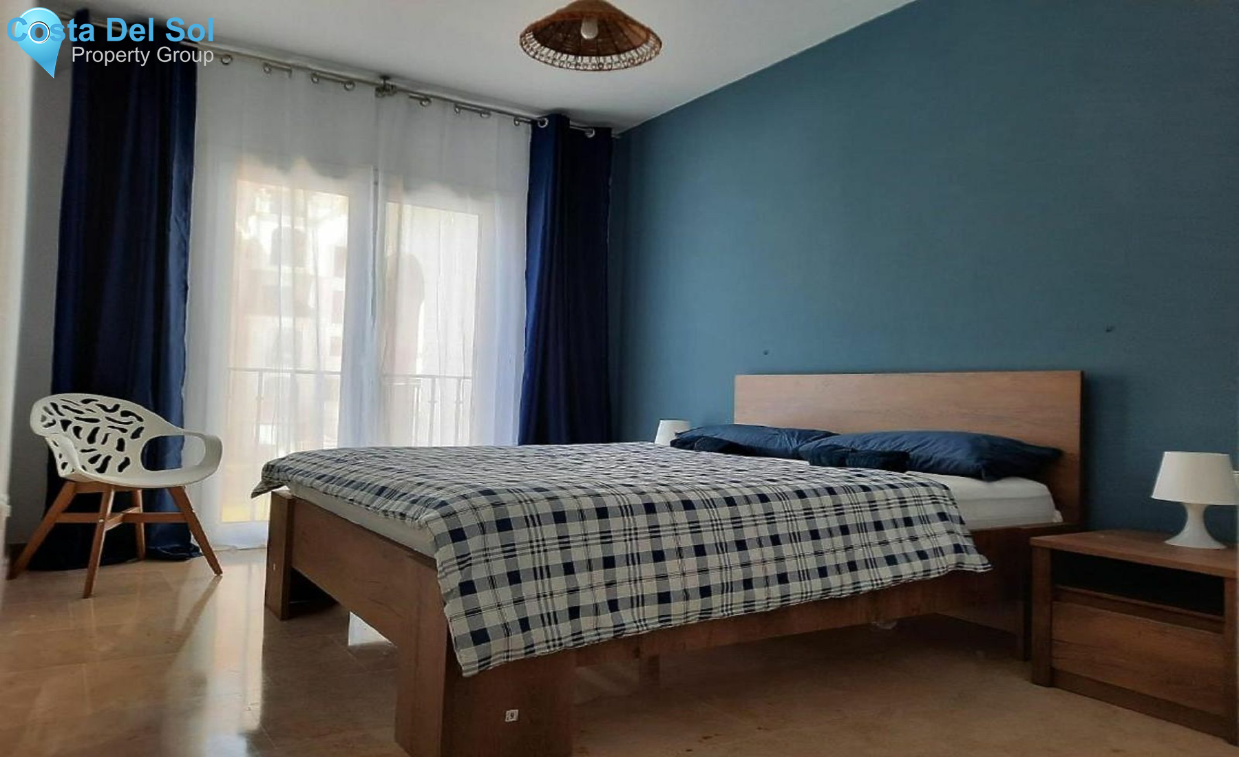 Middle Floor Apartment in La Duquesa-1137339
