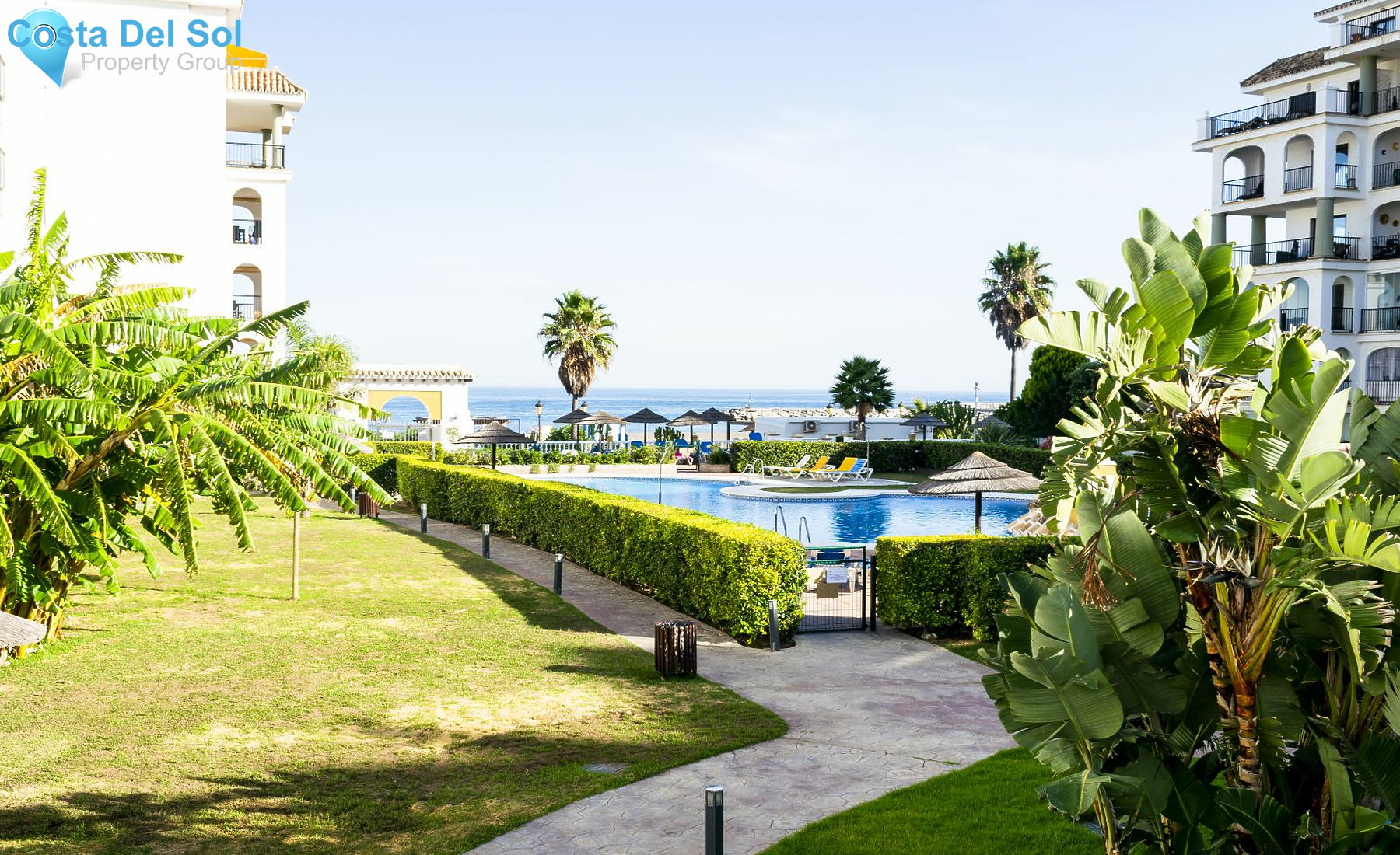 Middle Floor Apartment in La Duquesa-1137344