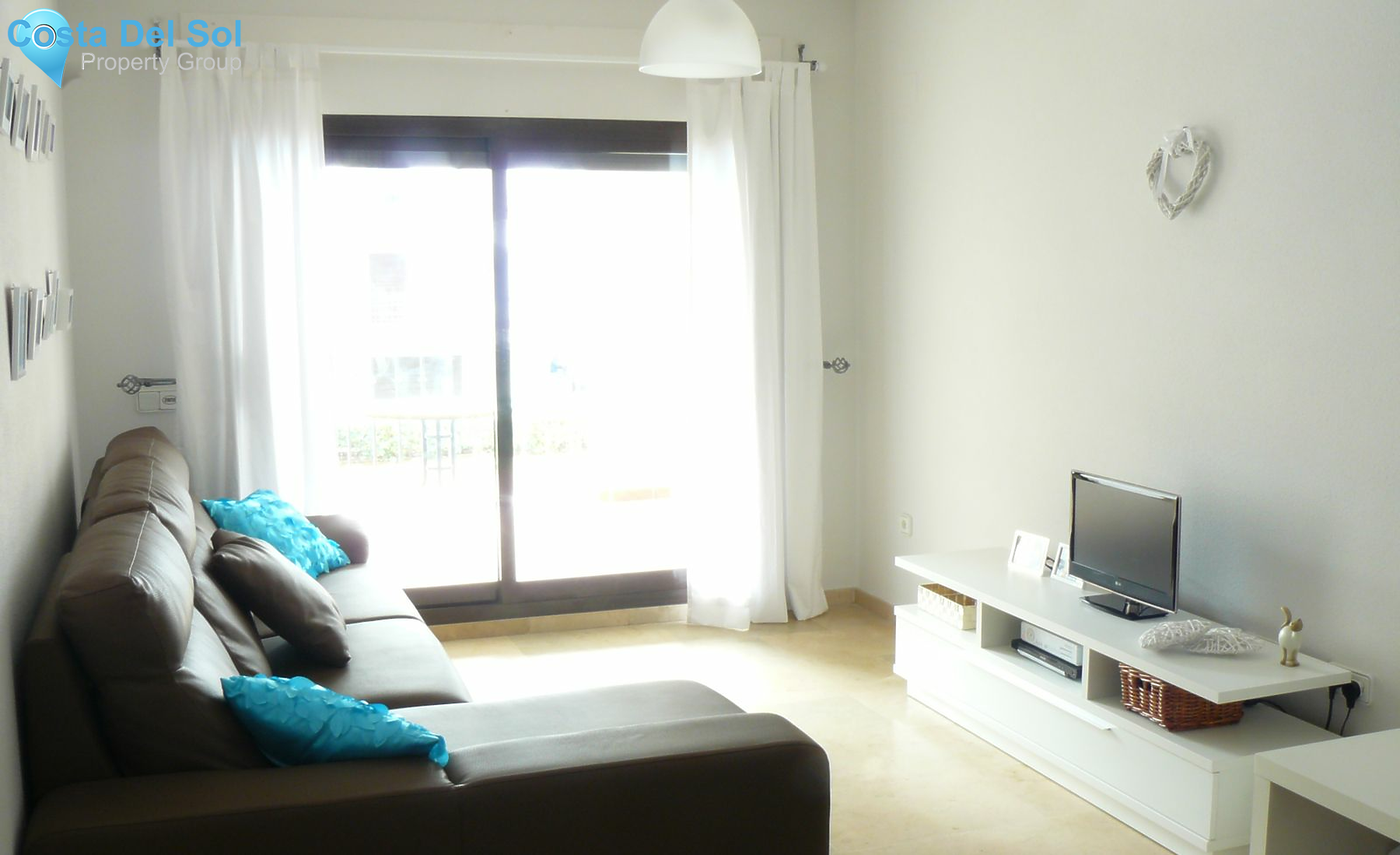 Middle Floor Apartment in La Duquesa-1137332