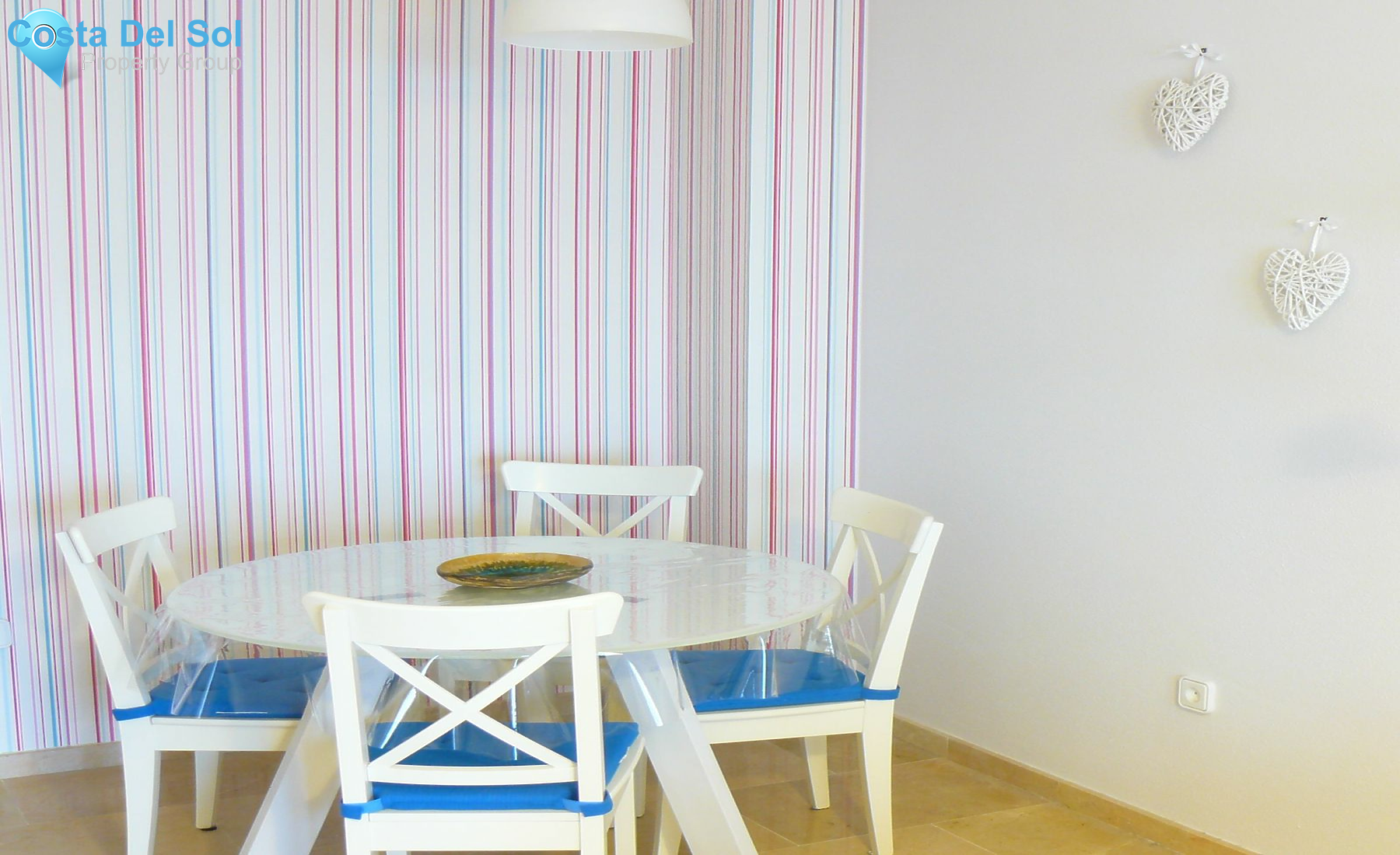 Middle Floor Apartment in La Duquesa-1137333