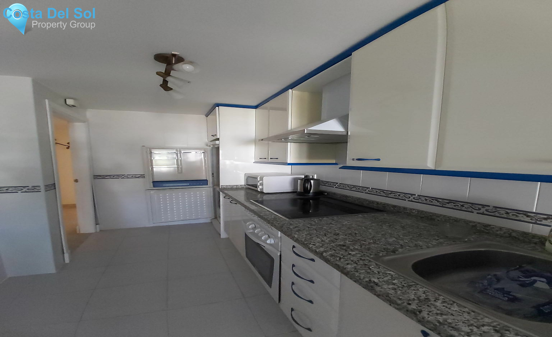 Middle Floor Apartment in La Duquesa-1169710