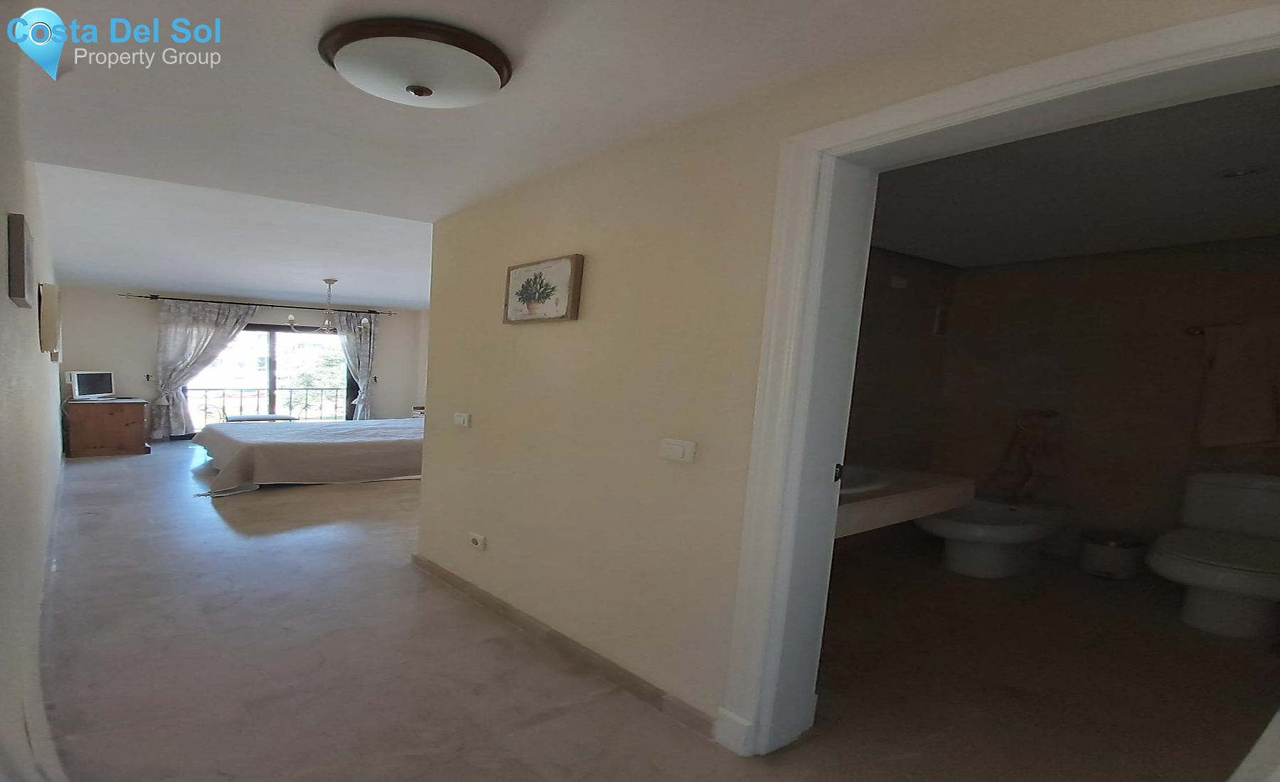 Middle Floor Apartment in La Duquesa-1169717