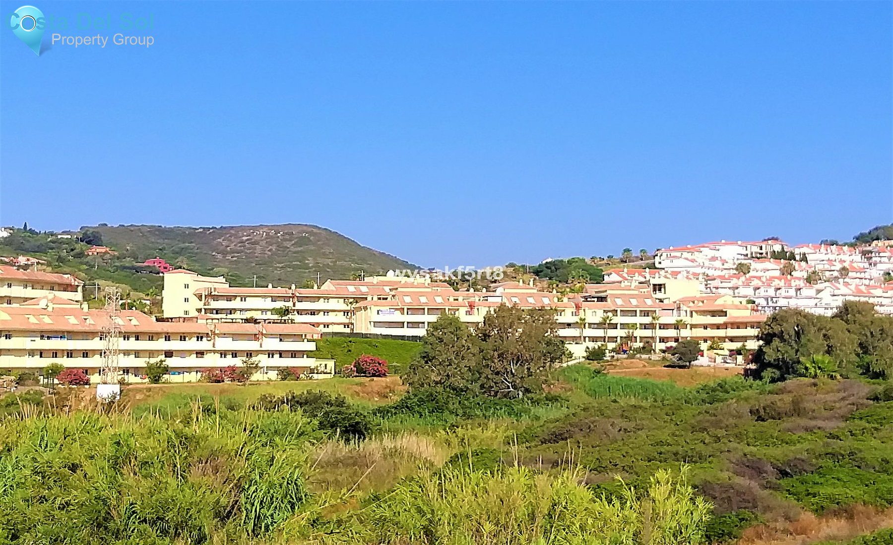 Middle Floor Apartment in La Duquesa-1186855
