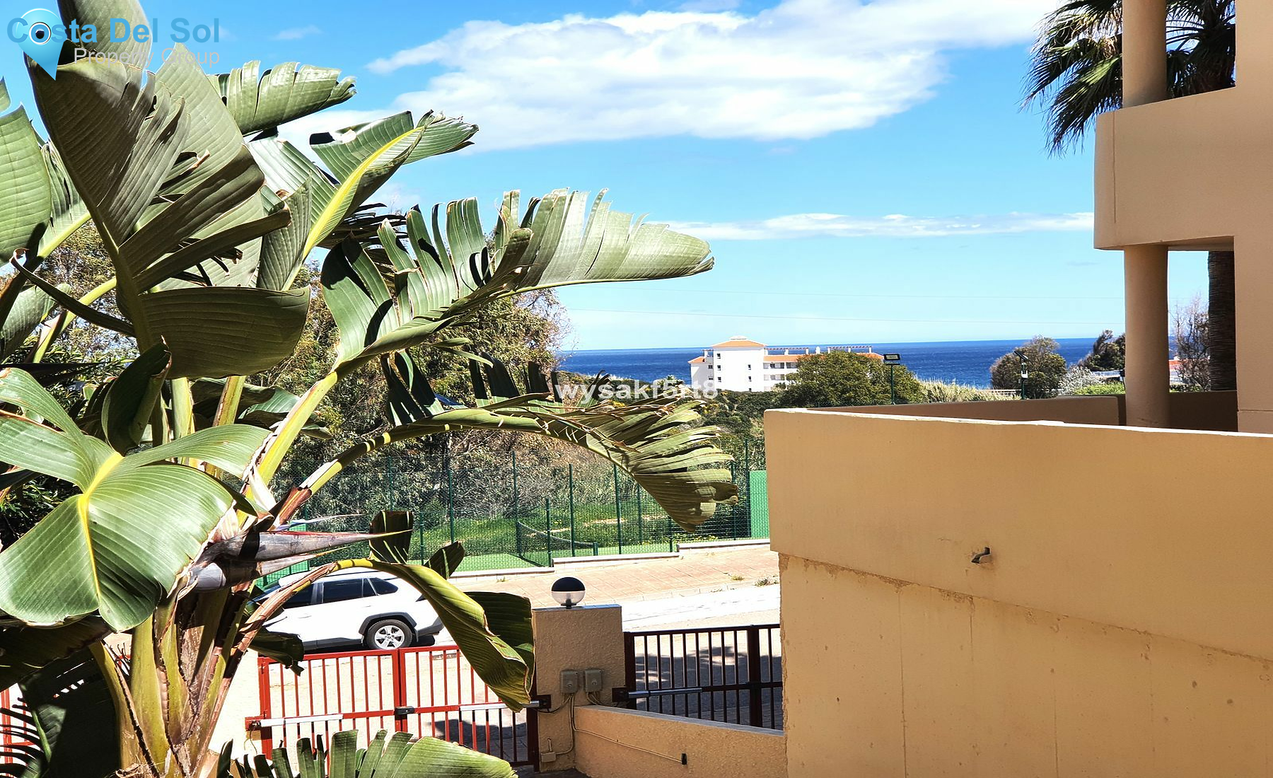 Middle Floor Apartment in La Duquesa-1186841