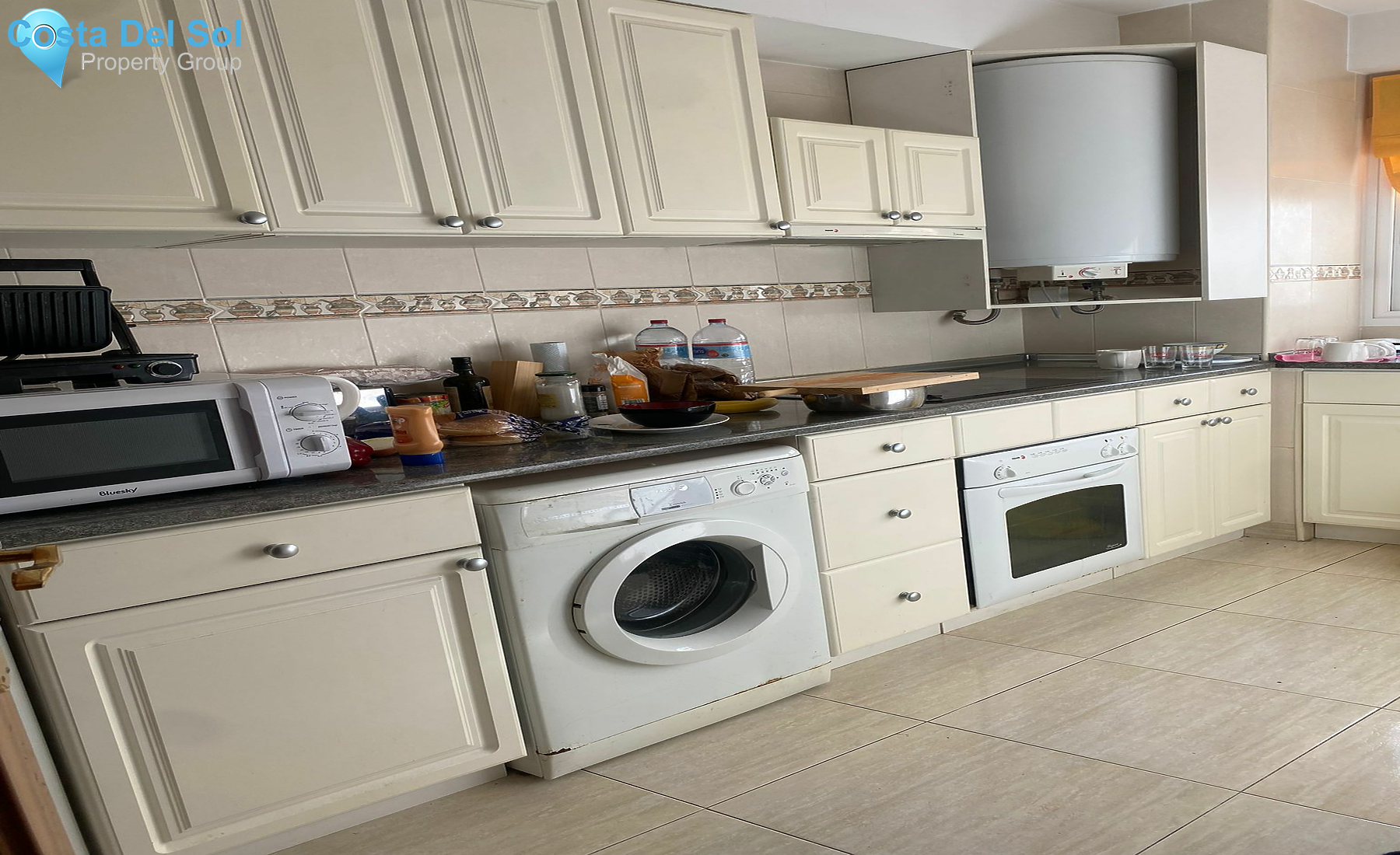 Middle Floor Apartment in La Duquesa-1194885