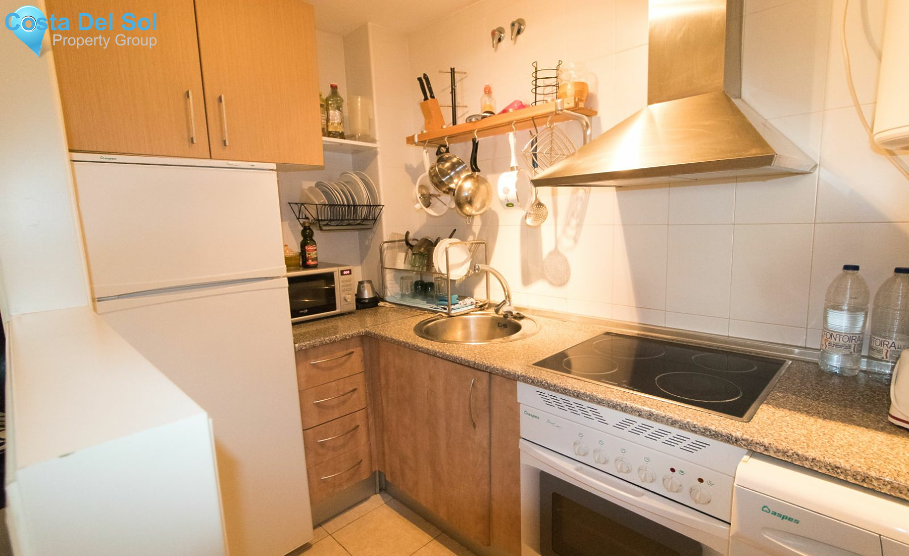 Middle Floor Apartment in La Duquesa-1202589