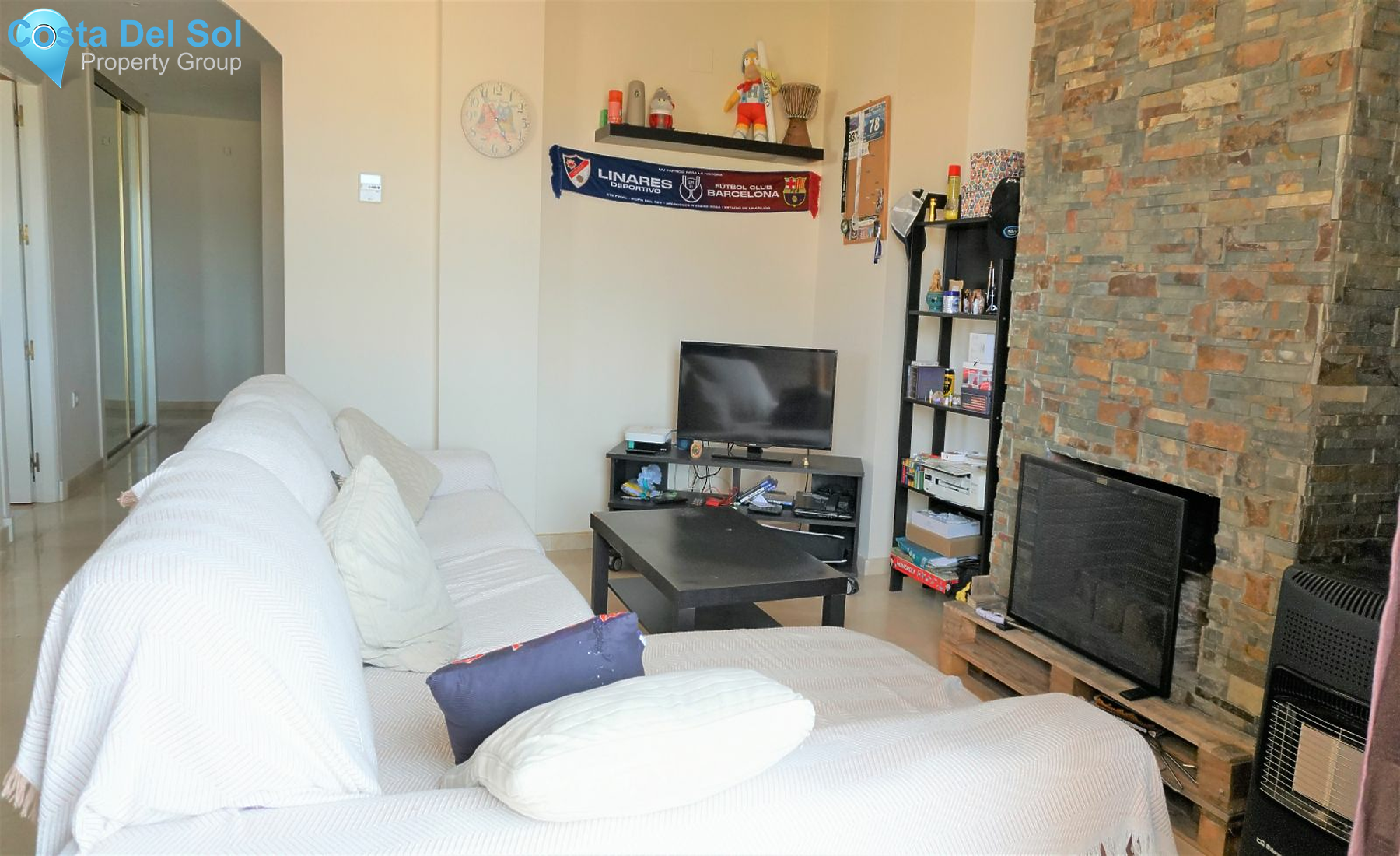 Middle Floor Apartment in La Duquesa-1203333