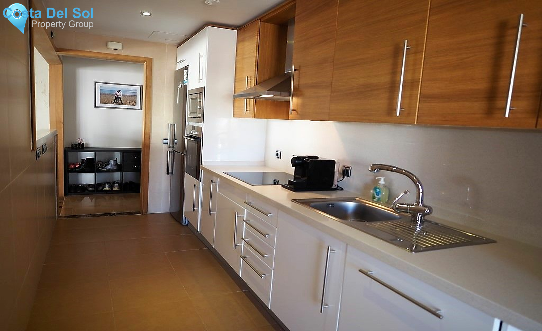 Middle Floor Apartment in La Duquesa-1210299