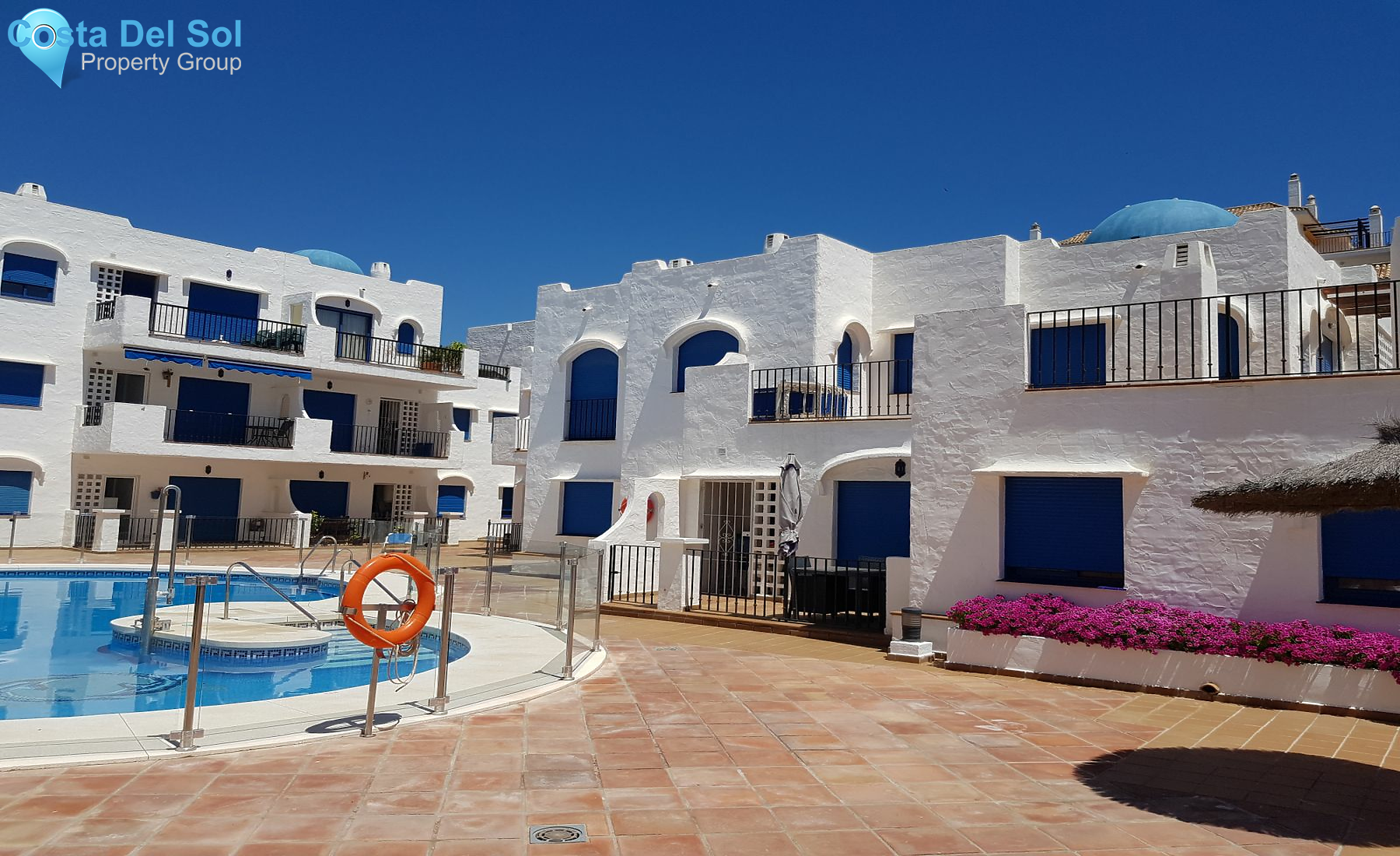 Middle Floor Apartment in La Duquesa-1214308