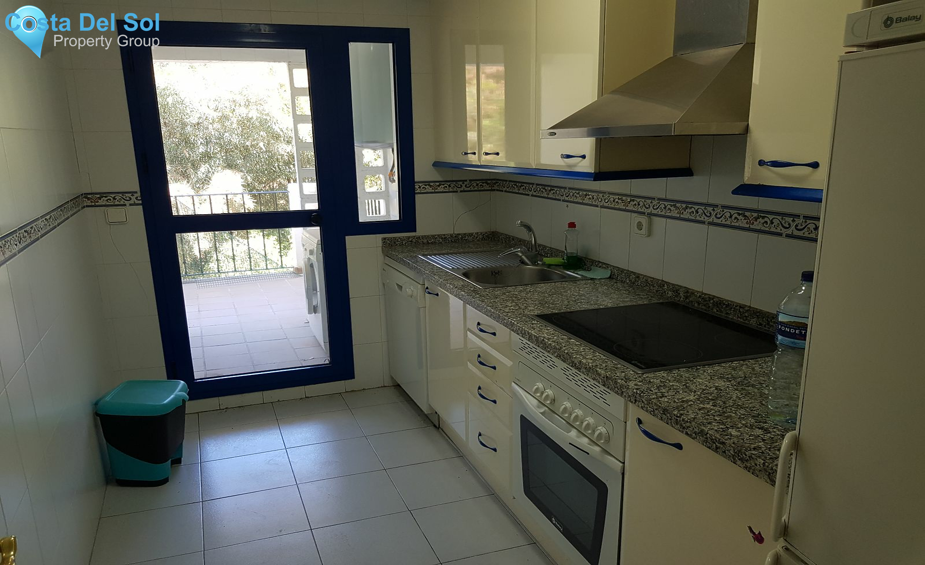 Middle Floor Apartment in La Duquesa-1214292