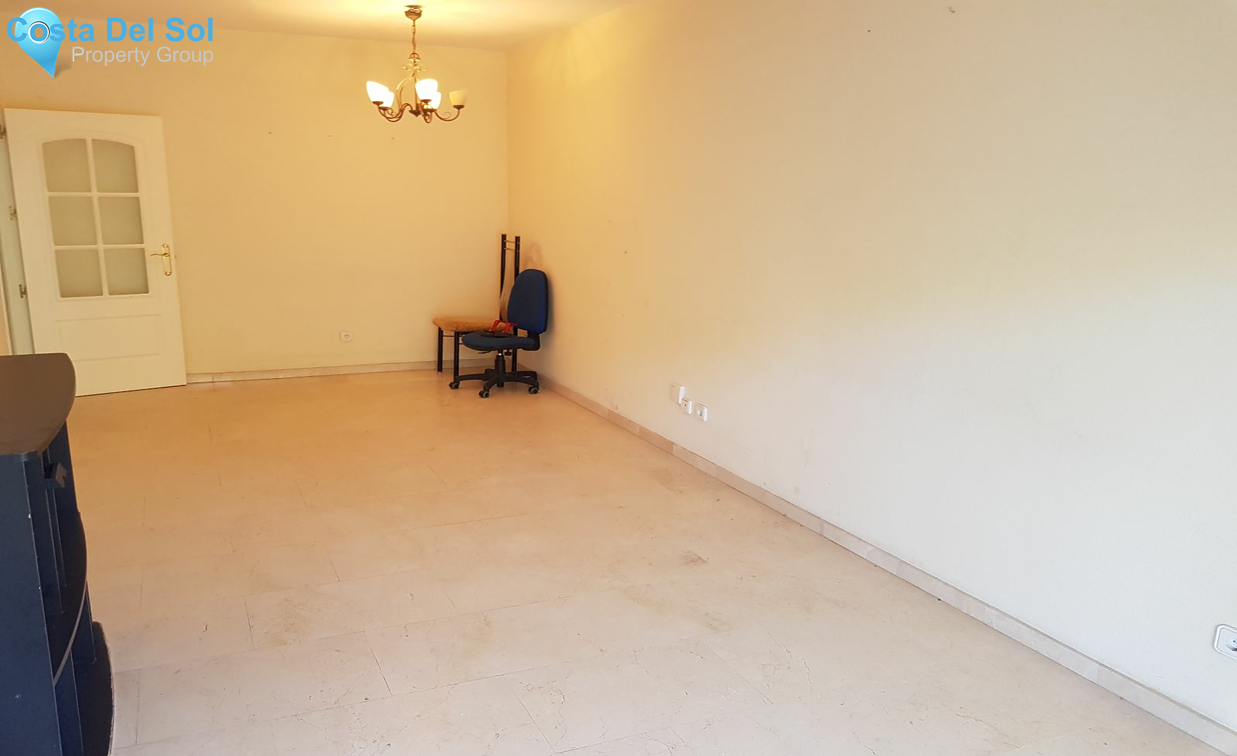 Middle Floor Apartment in La Duquesa-1214298