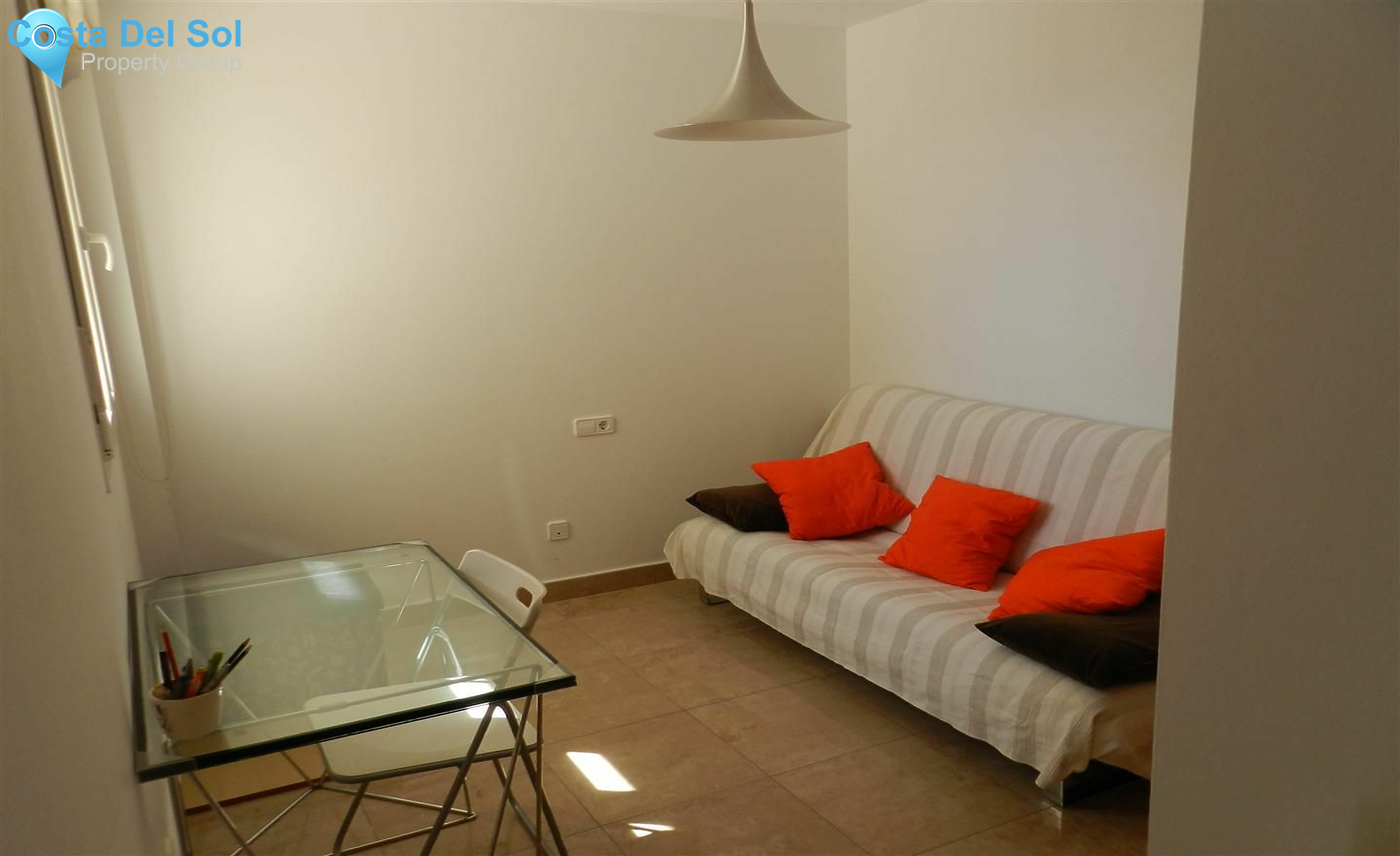 Middle Floor Apartment in La Duquesa-1220283