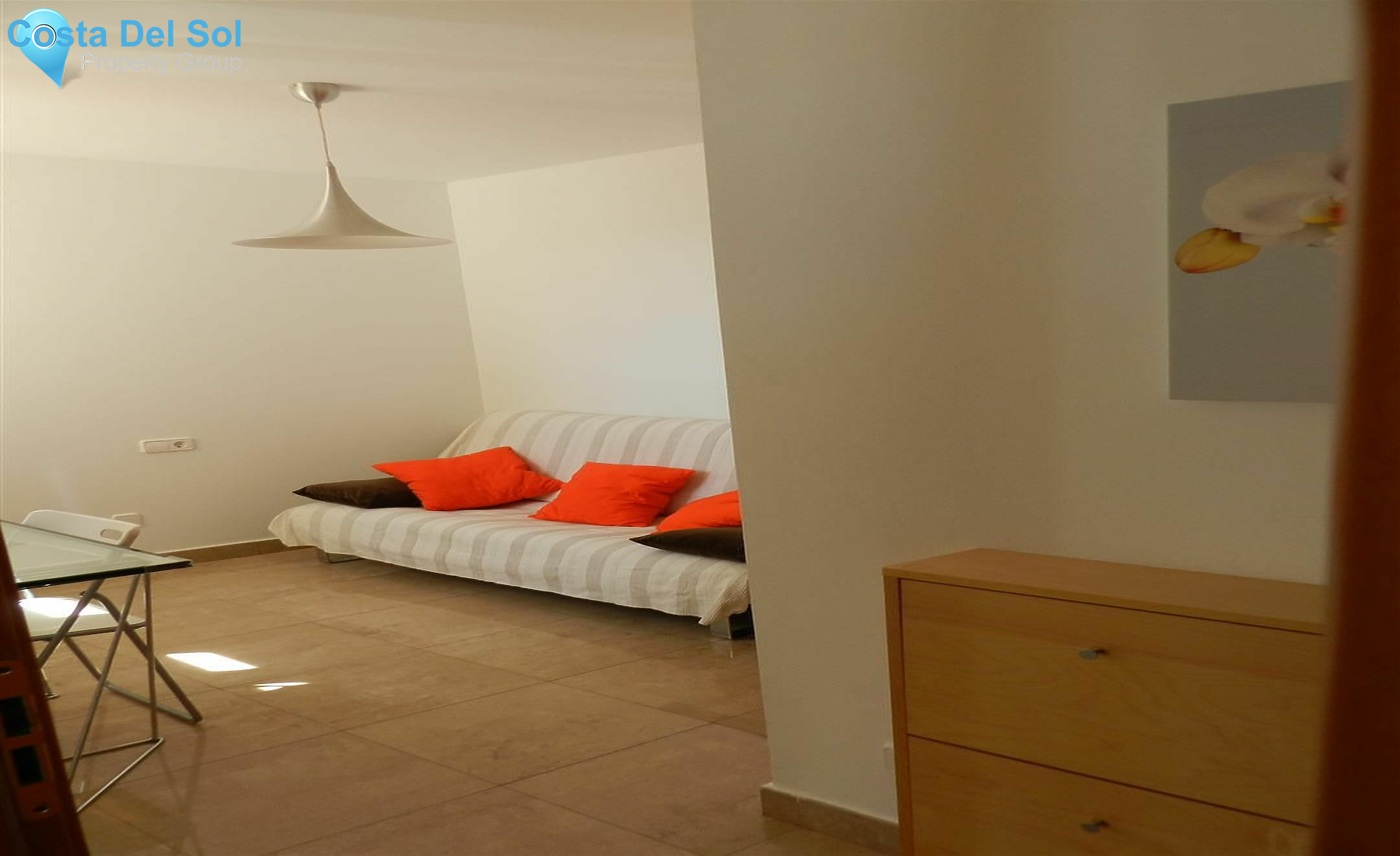 Middle Floor Apartment in La Duquesa-1220284