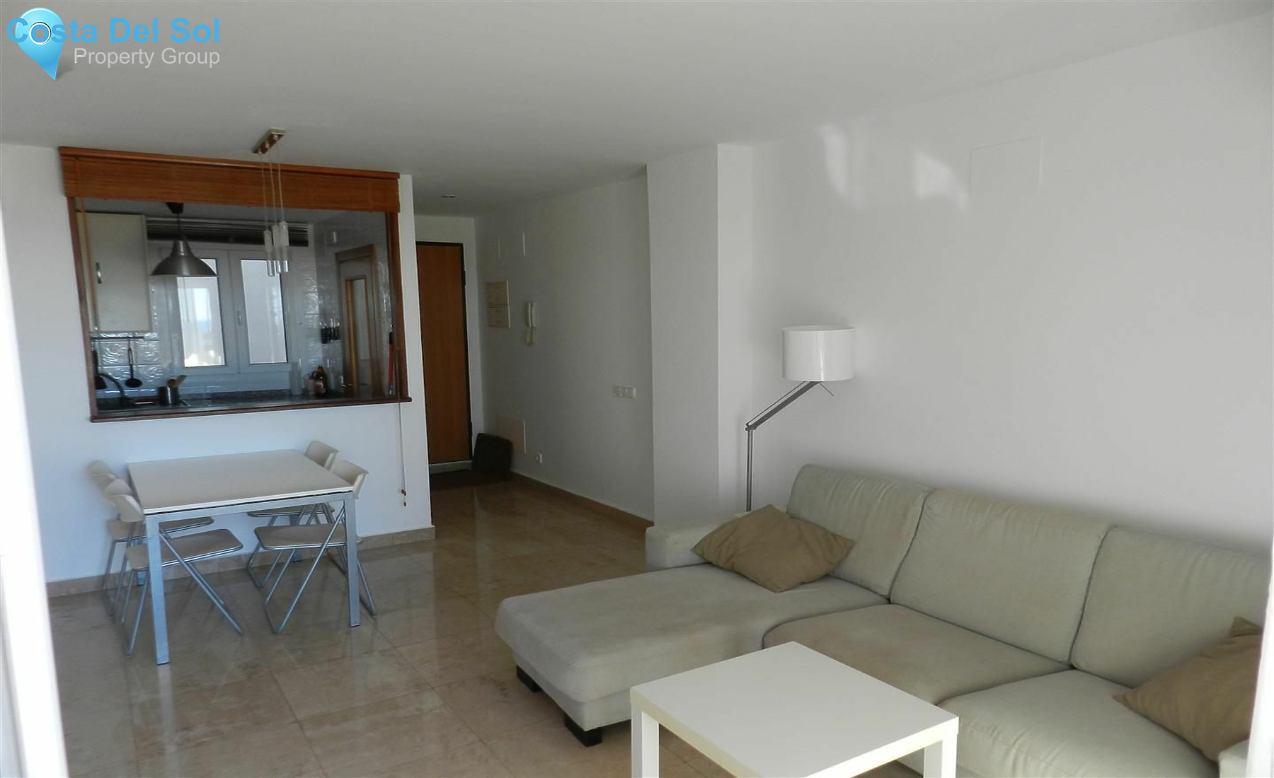 Middle Floor Apartment in La Duquesa-1220271