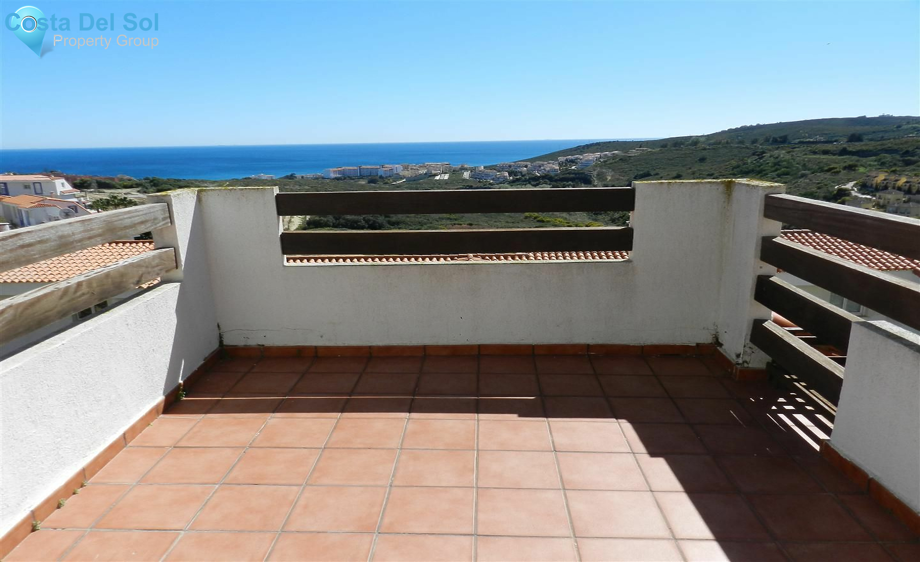 Middle Floor Apartment in La Duquesa-1220274