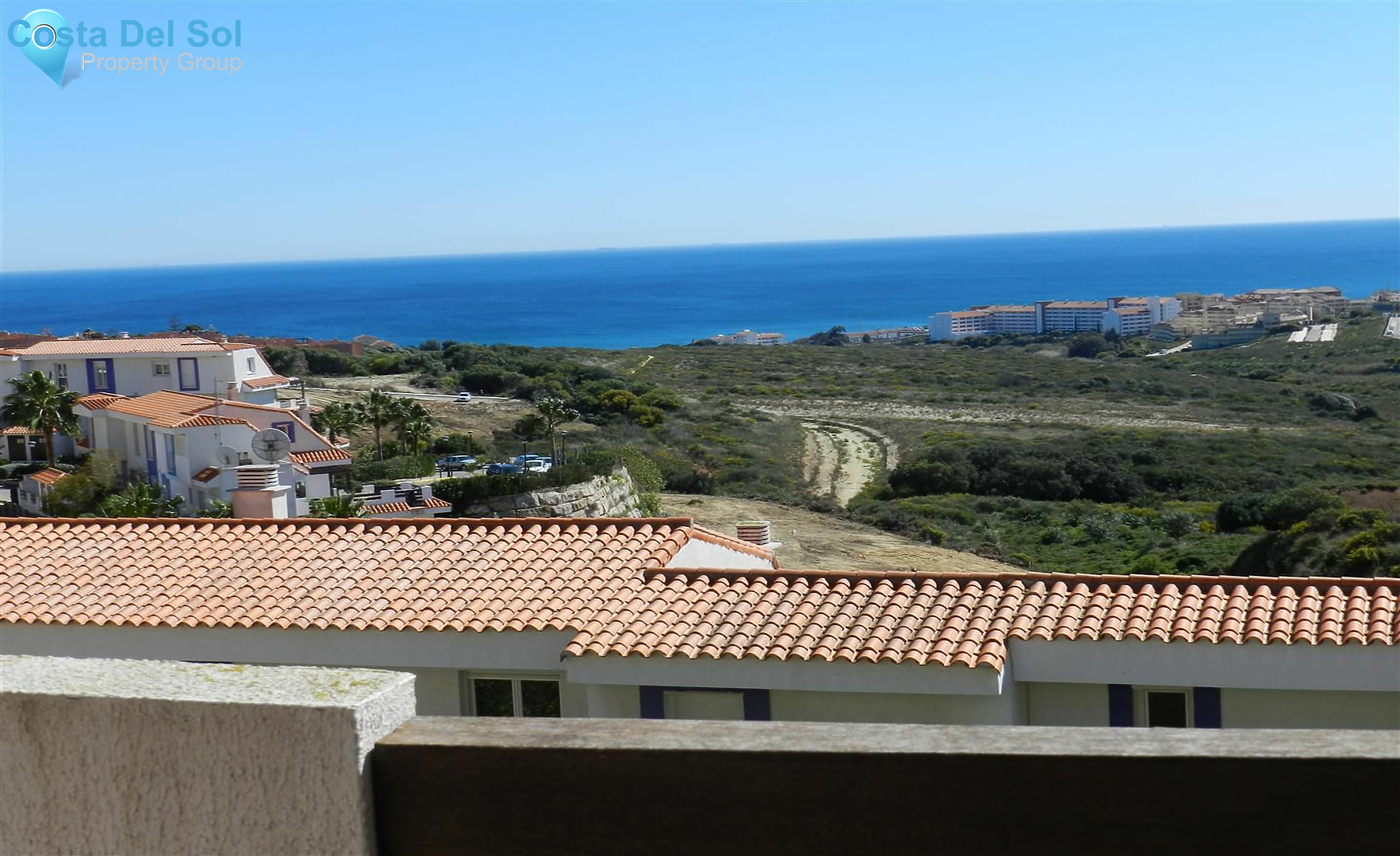 Middle Floor Apartment in La Duquesa-1220276