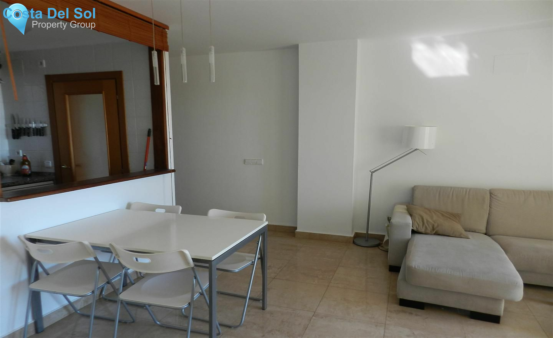 Middle Floor Apartment in La Duquesa-1220277