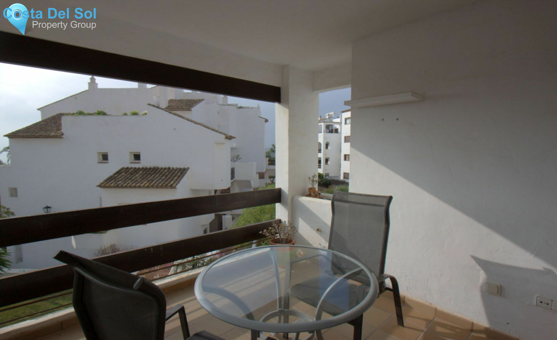 Middle Floor Apartment in La Duquesa-1396877