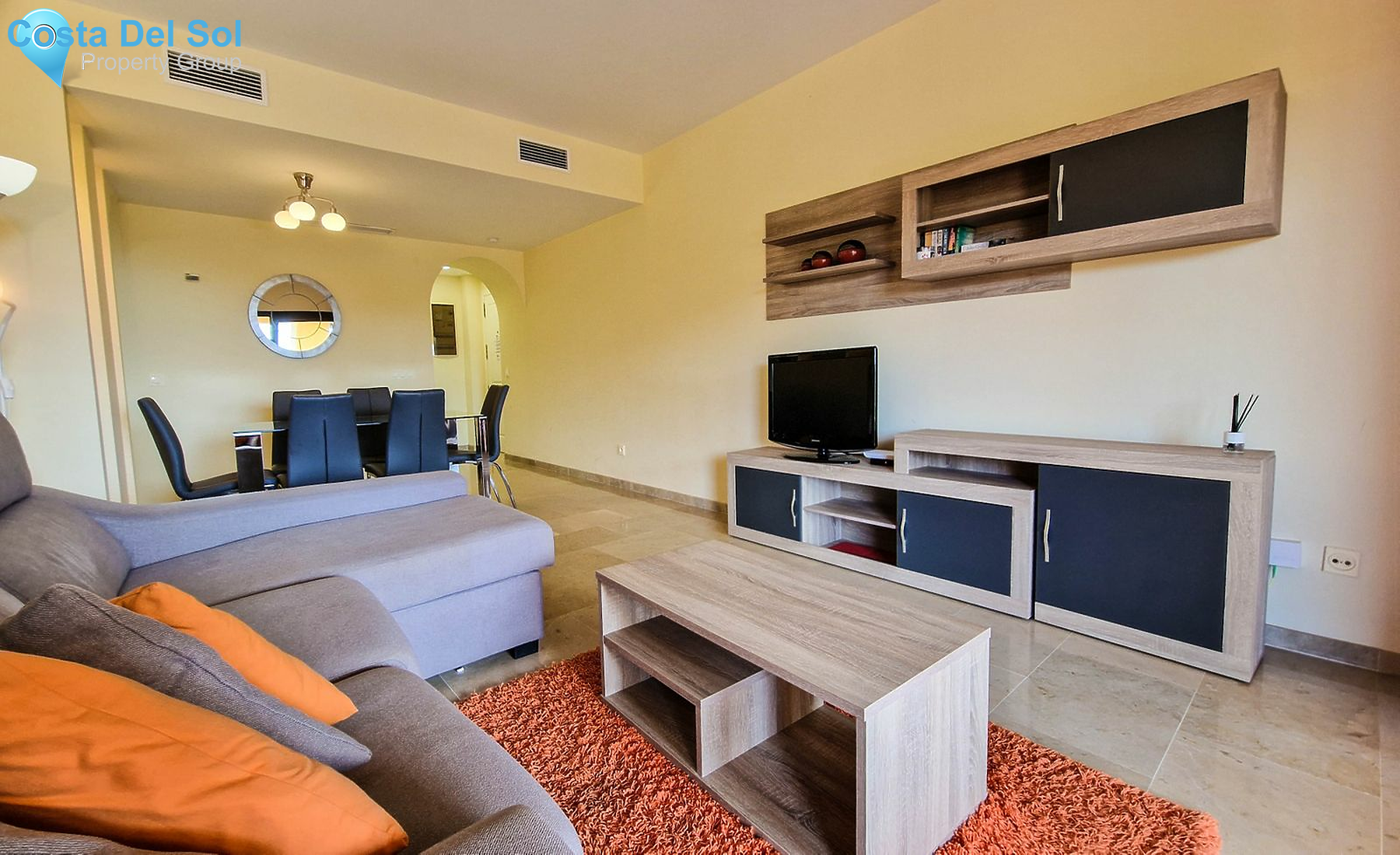 Middle Floor Apartment in La Duquesa-1417452