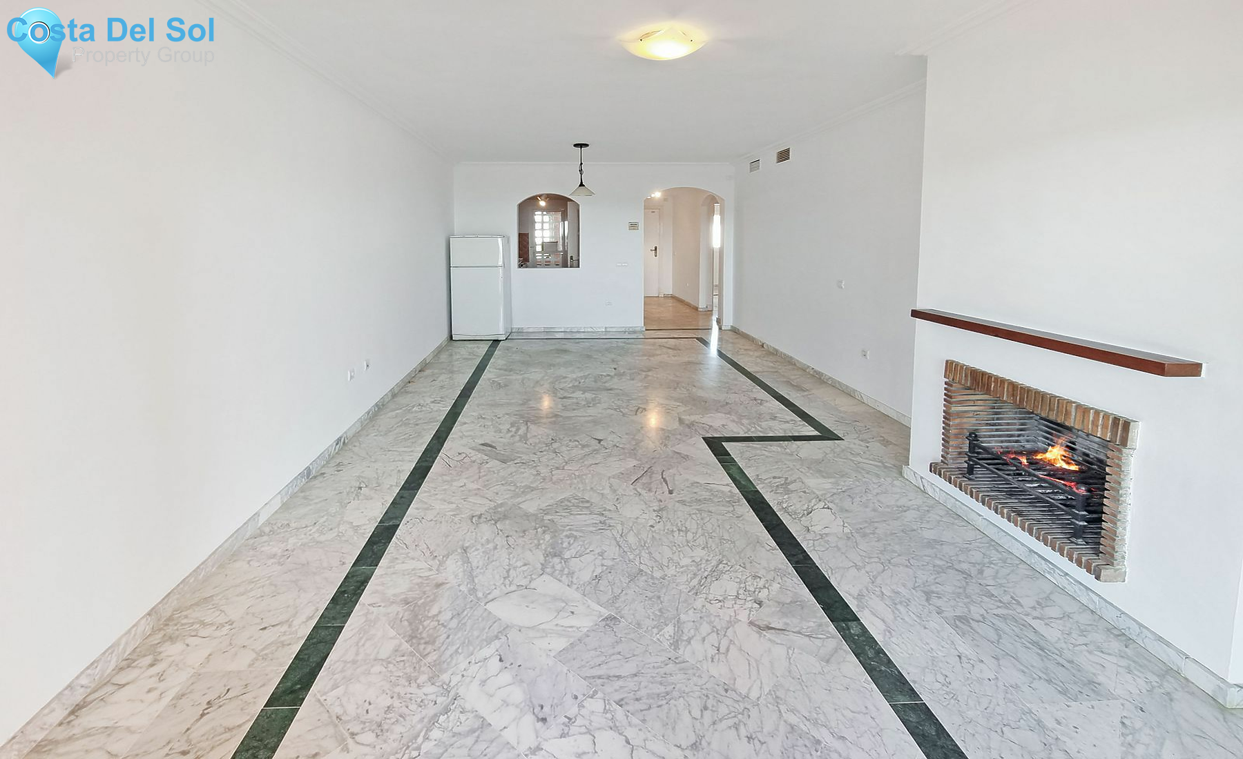 Middle Floor Apartment in La Duquesa-1418805