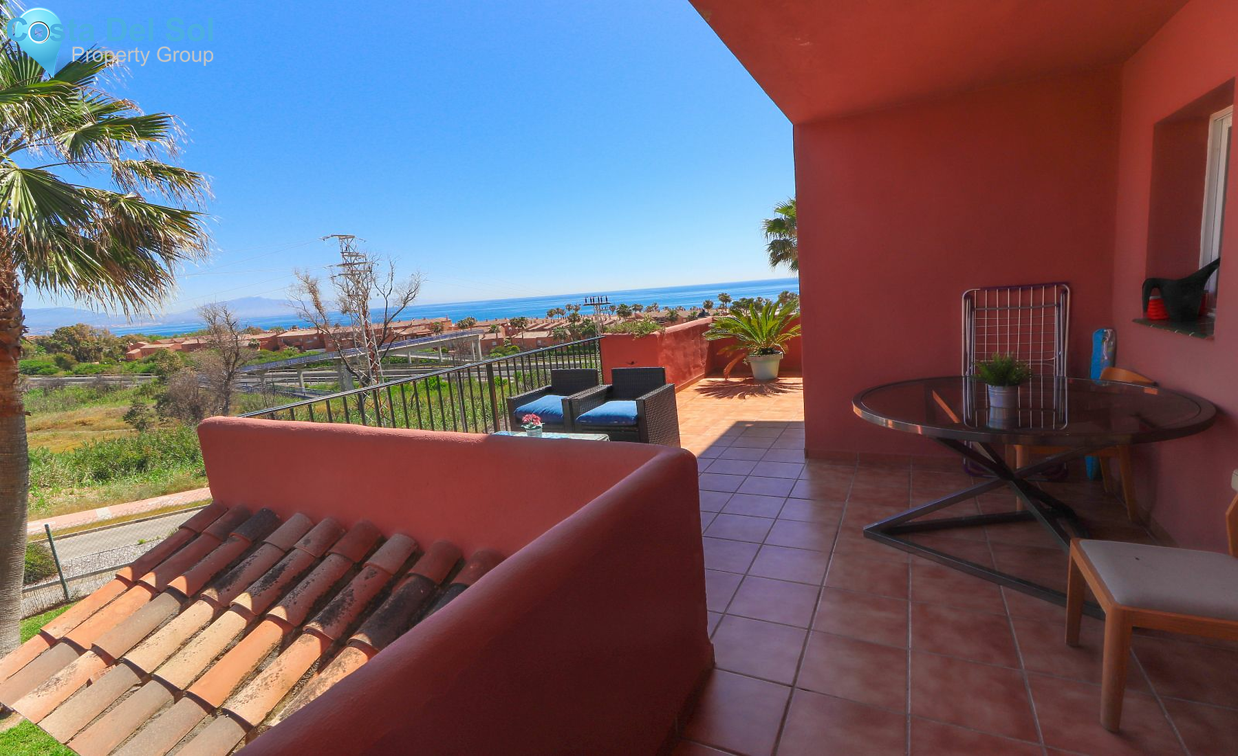 Middle Floor Apartment in La Duquesa-1441895