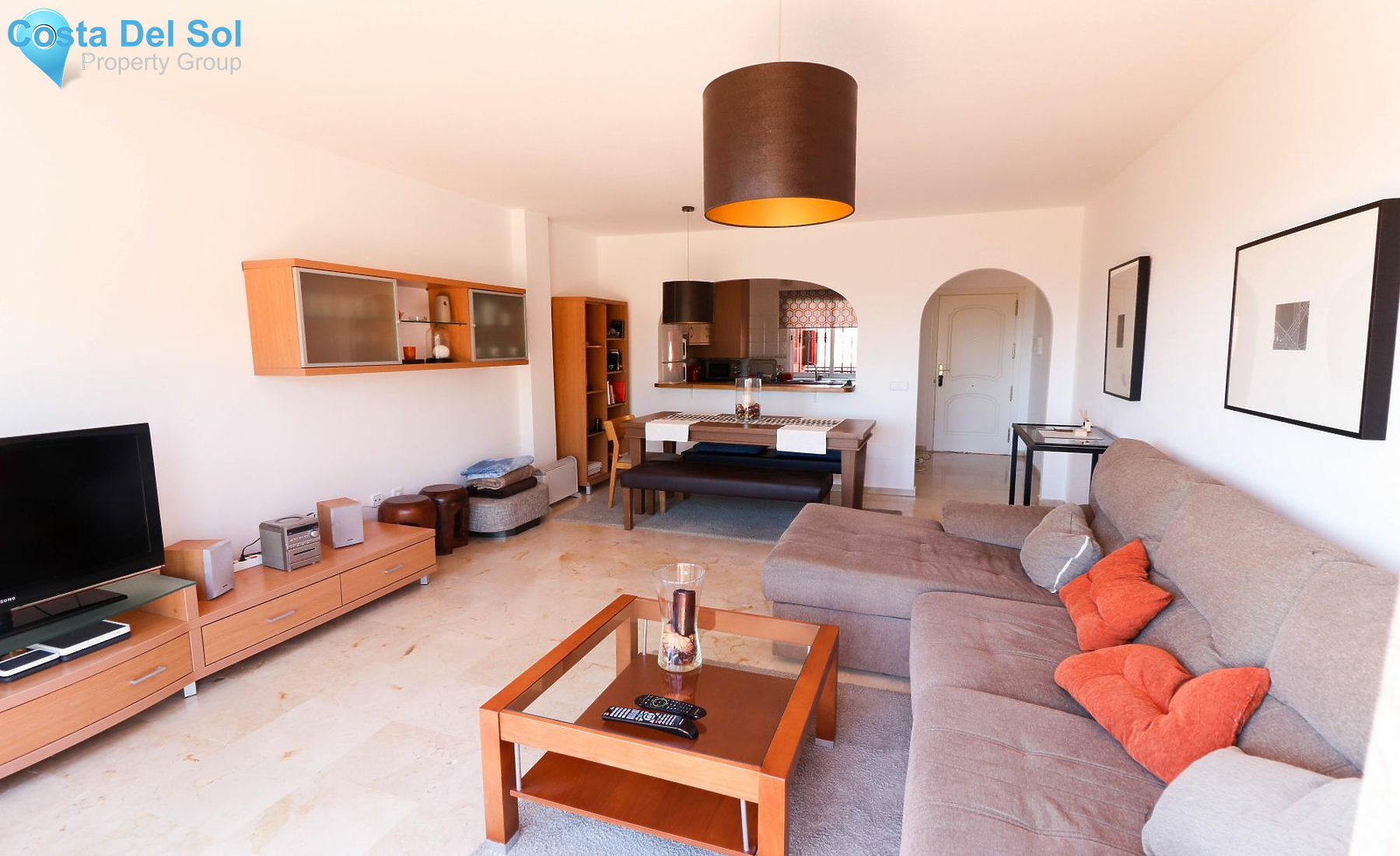 Middle Floor Apartment in La Duquesa-1441912