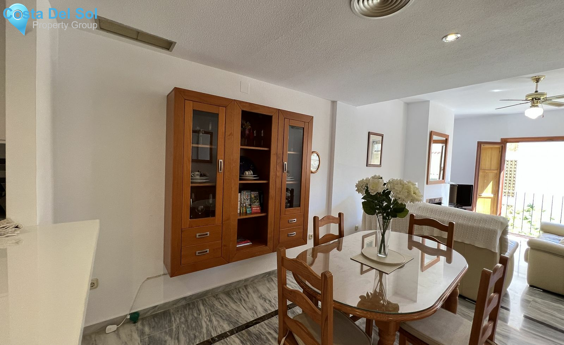 Middle Floor Apartment in La Duquesa-1469337