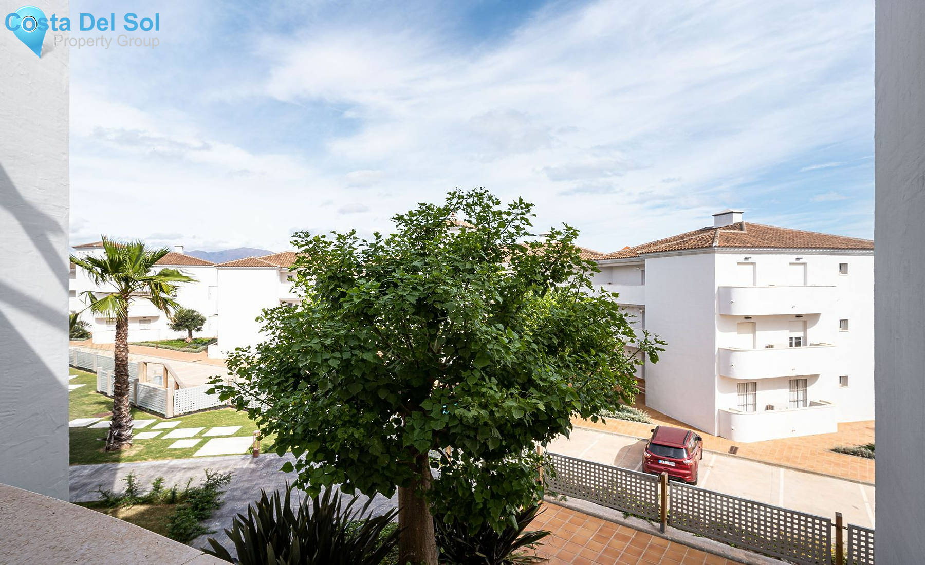 Middle Floor Apartment in La Duquesa-1481291
