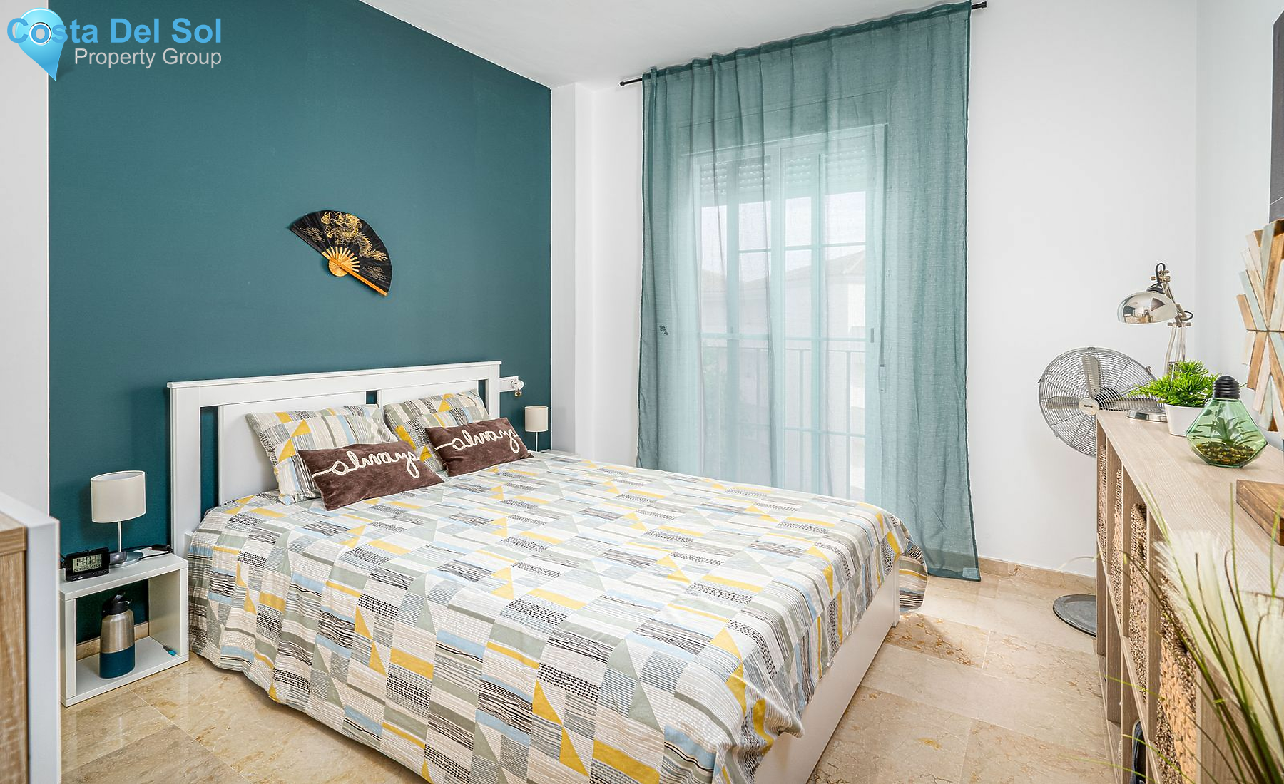 Middle Floor Apartment in La Duquesa-1481297