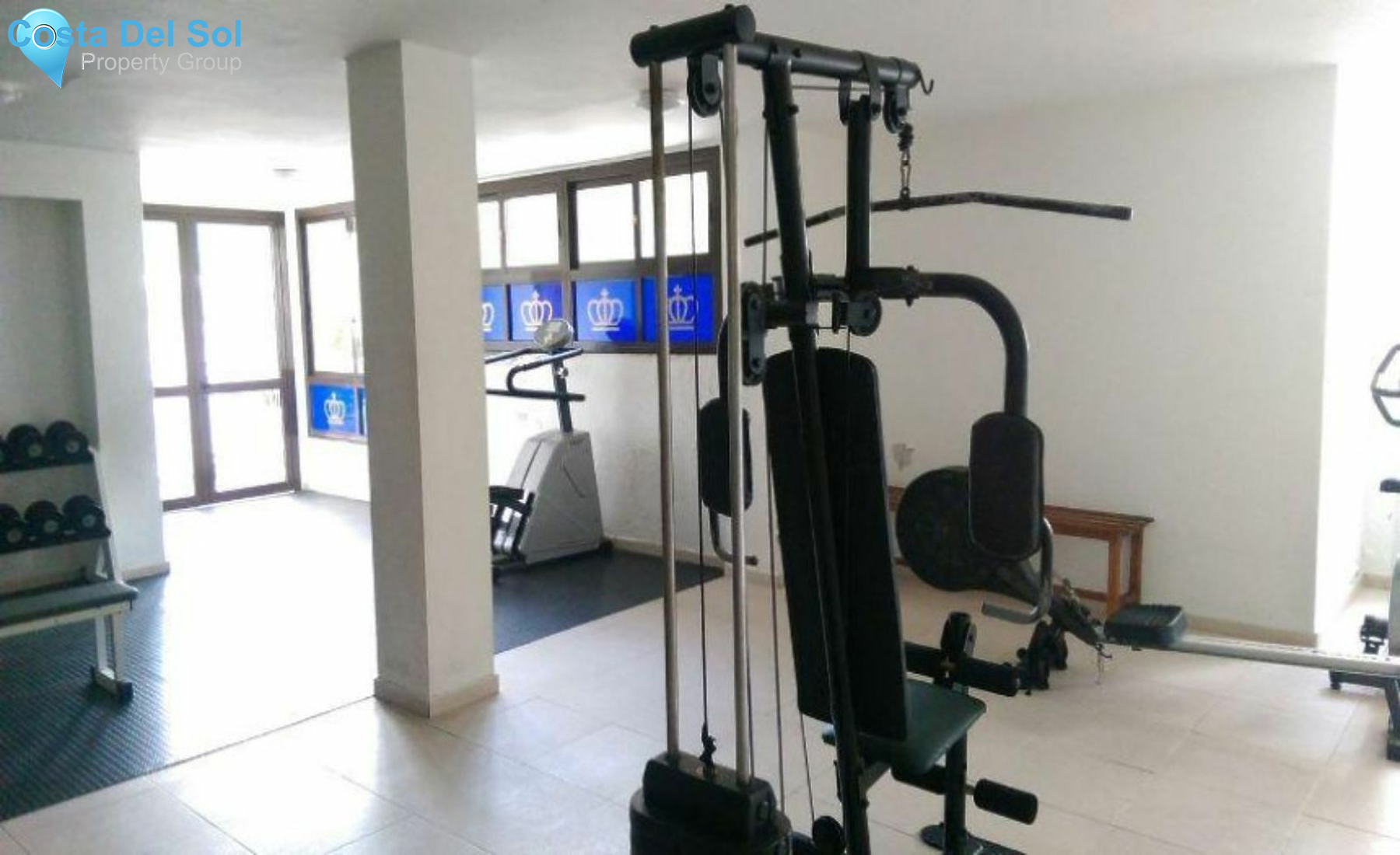 Middle Floor Apartment in La Duquesa-1544637