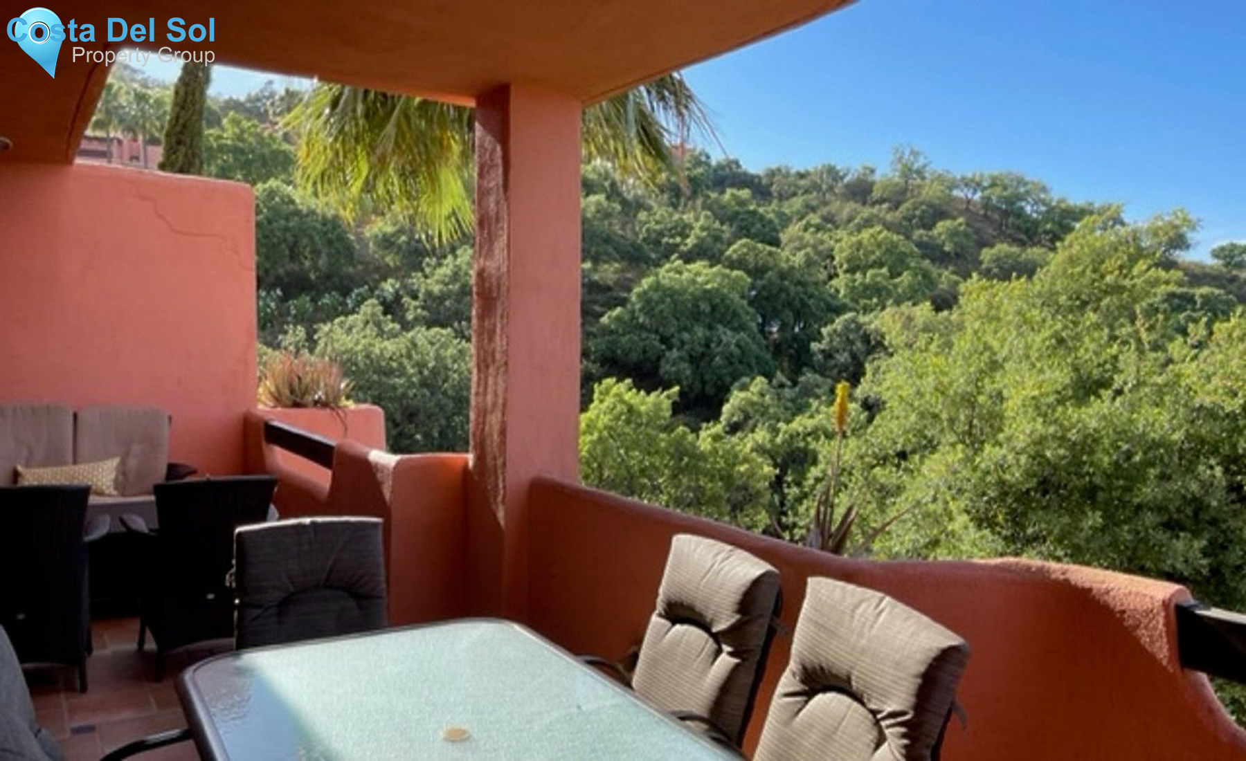 Middle Floor Apartment in La Mairena-1270598