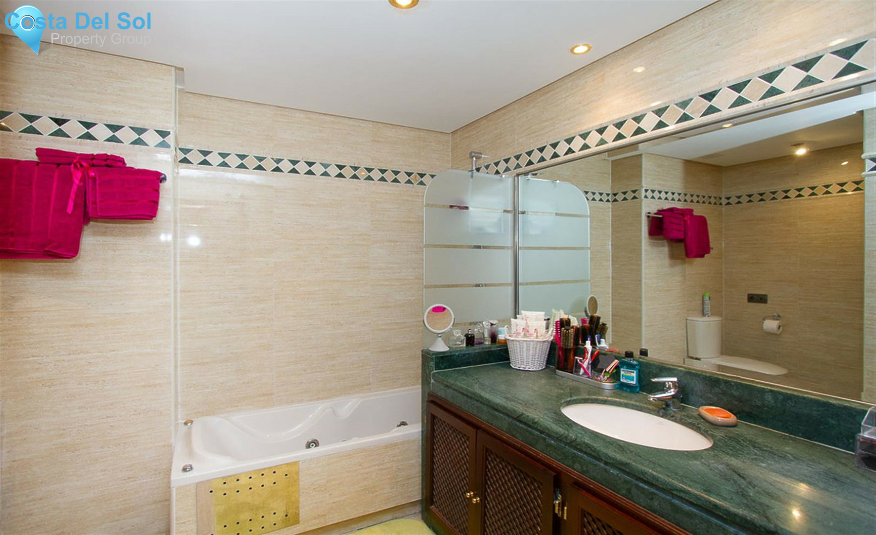 Middle Floor Apartment in La Mairena