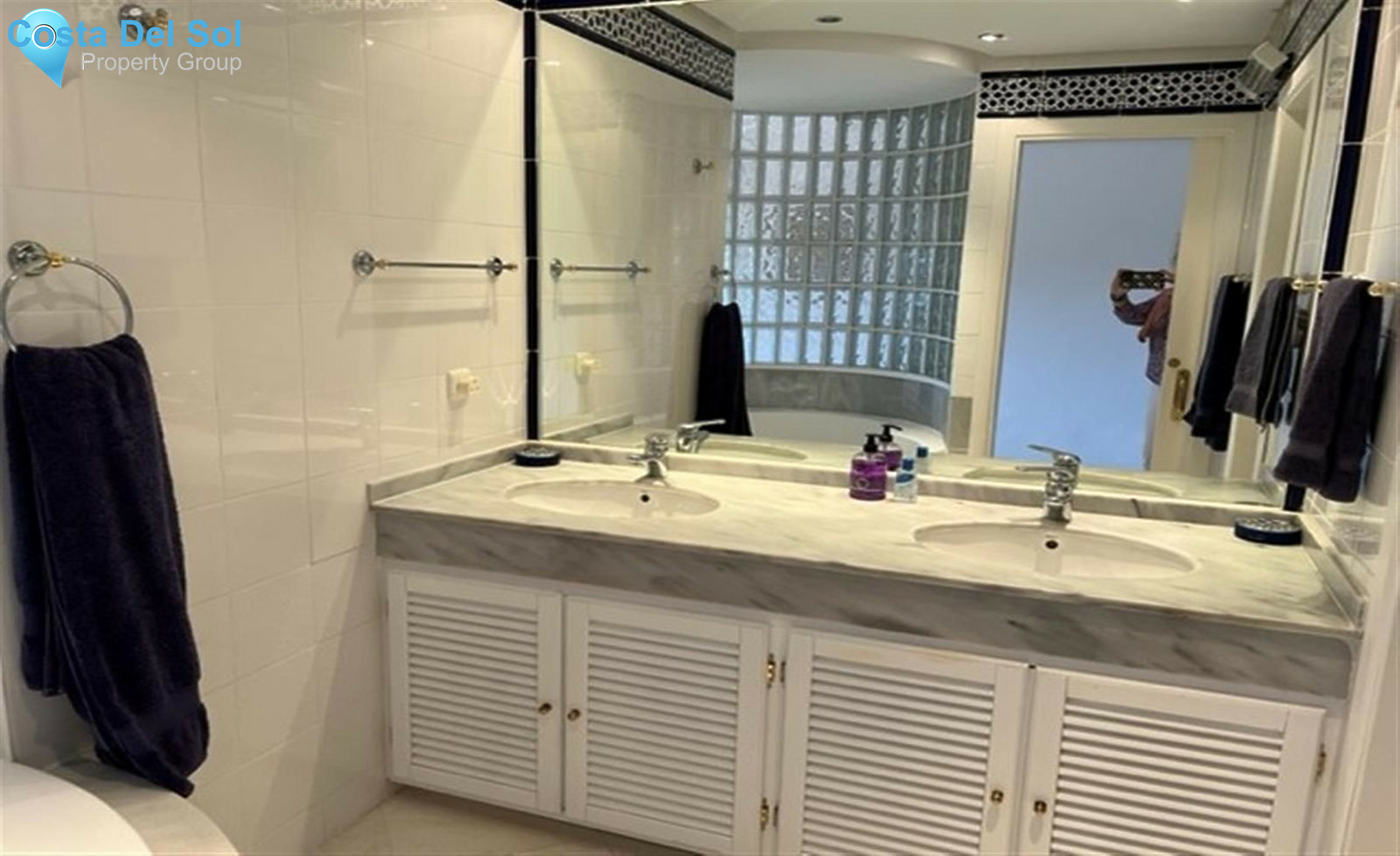 Middle Floor Apartment in La Mairena-1459226