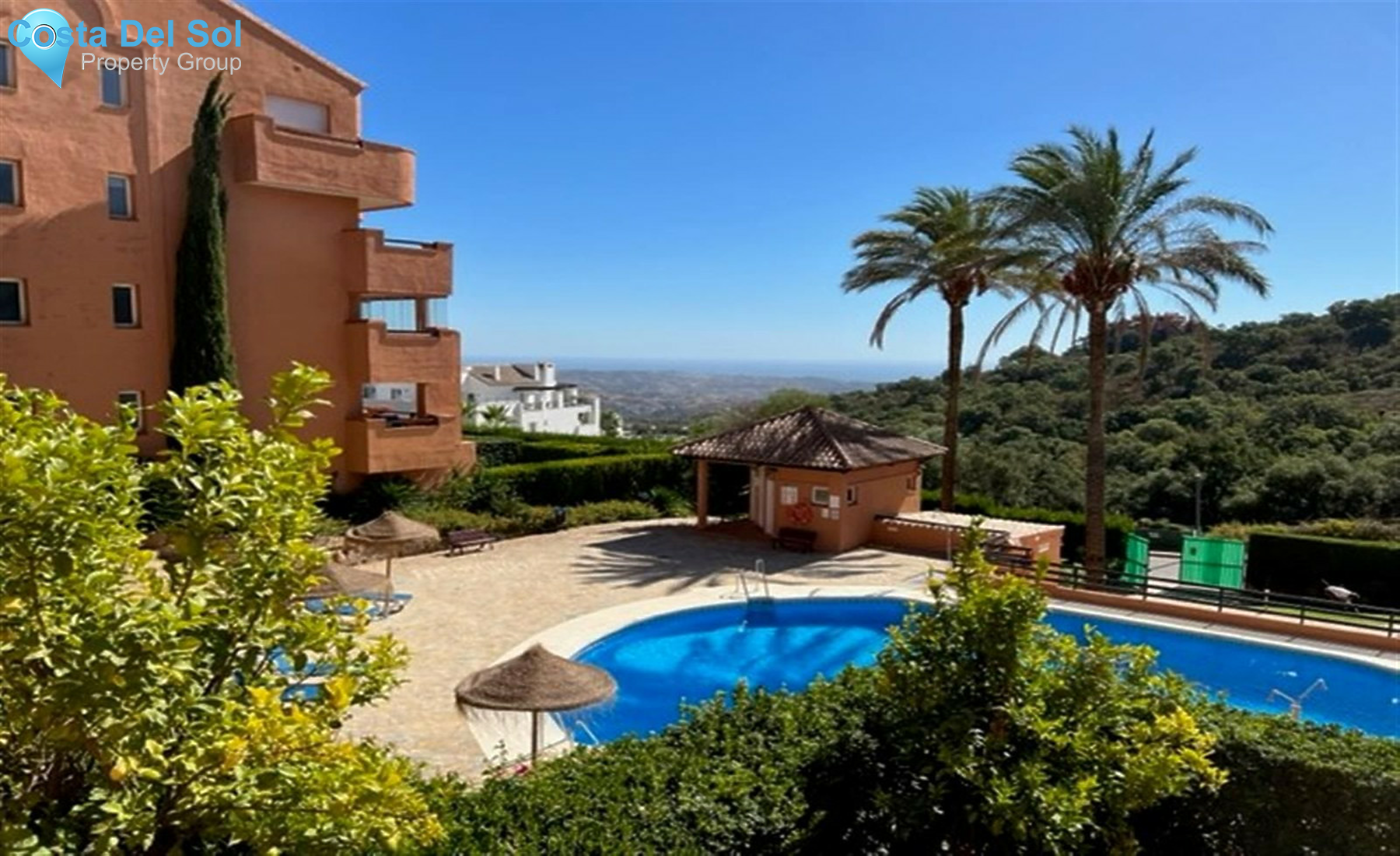 Middle Floor Apartment in La Mairena-1459230