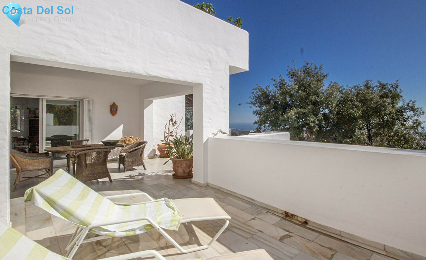 Middle Floor Apartment in La Mairena-1503653