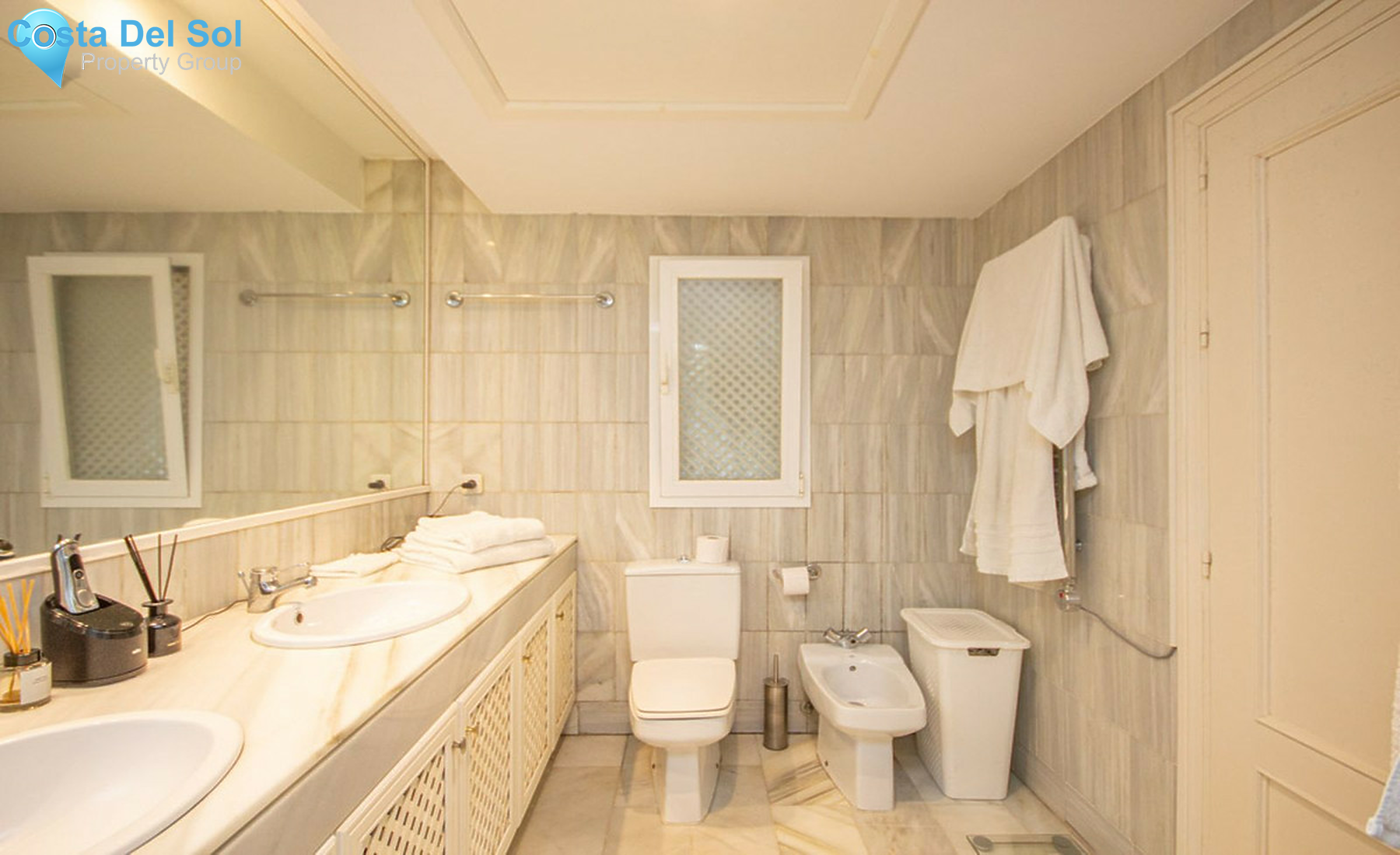 Middle Floor Apartment in La Mairena-1503655