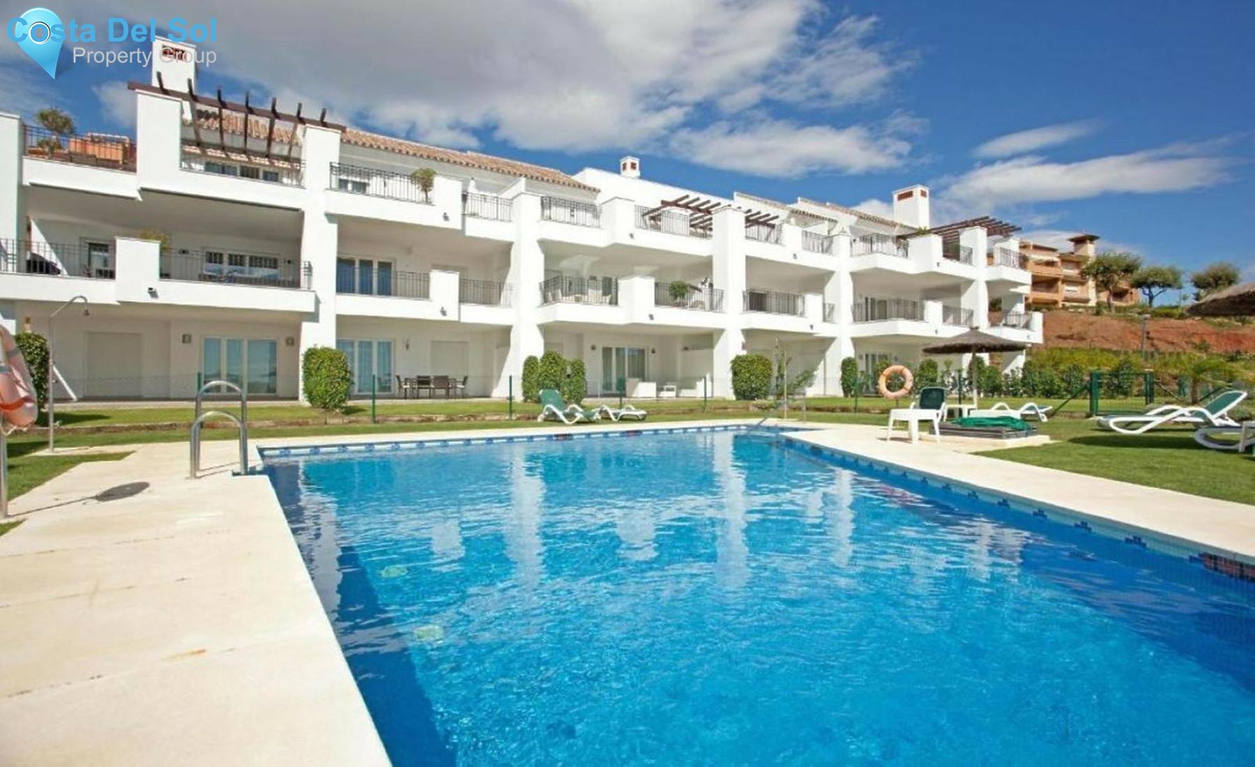 Middle Floor Apartment in La Mairena-1510260